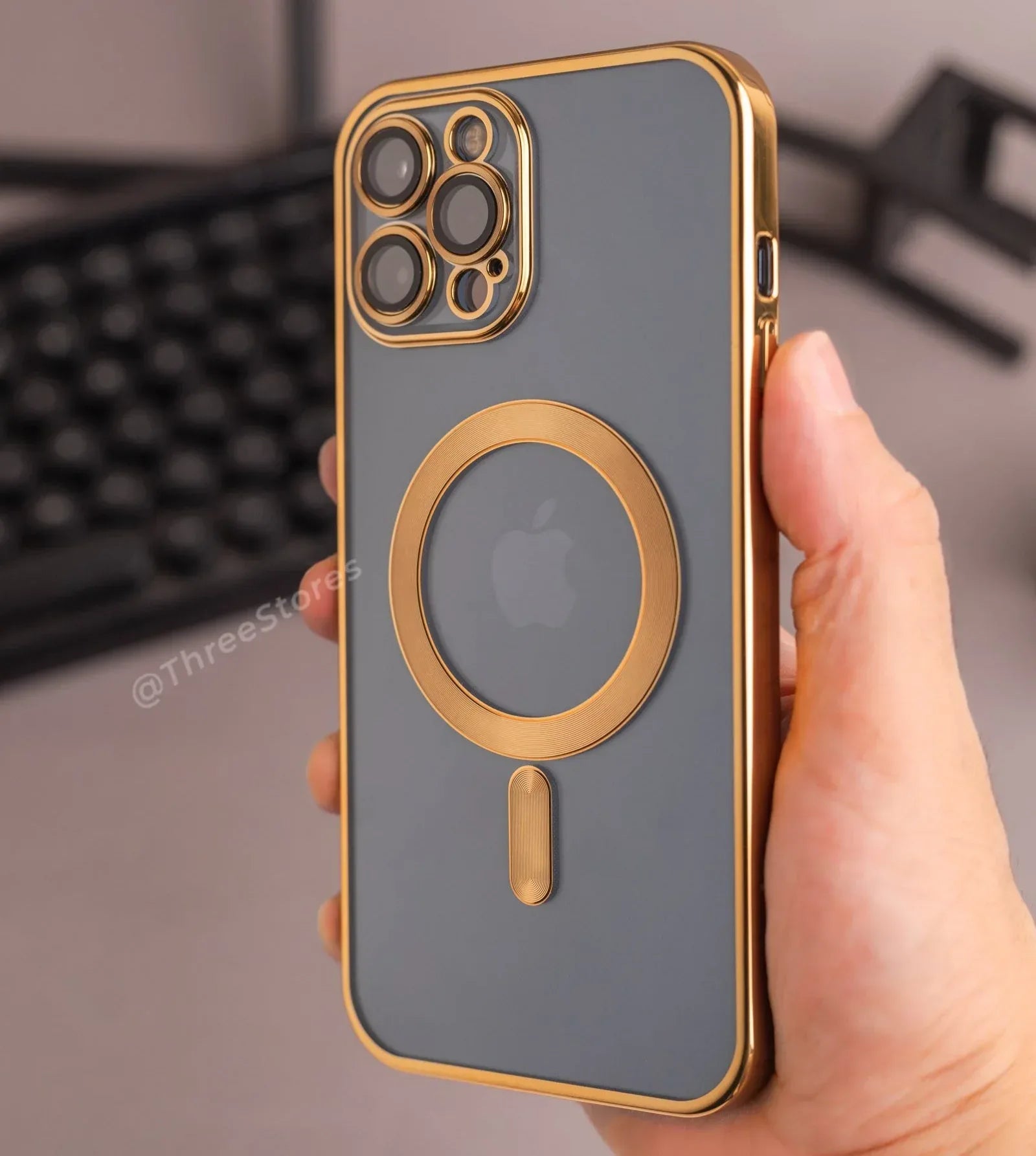 Glossy Magsafe Camera Protection Case iPhone 11 Pro - Three