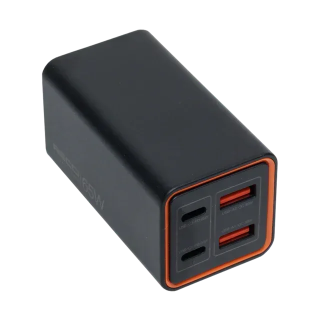 Recci GaN 65W Fast Charge Desktop Charger RC37 - Three