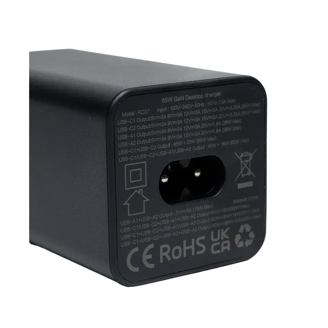 Recci GaN 65W Fast Charge Desktop Charger RC37 - Three