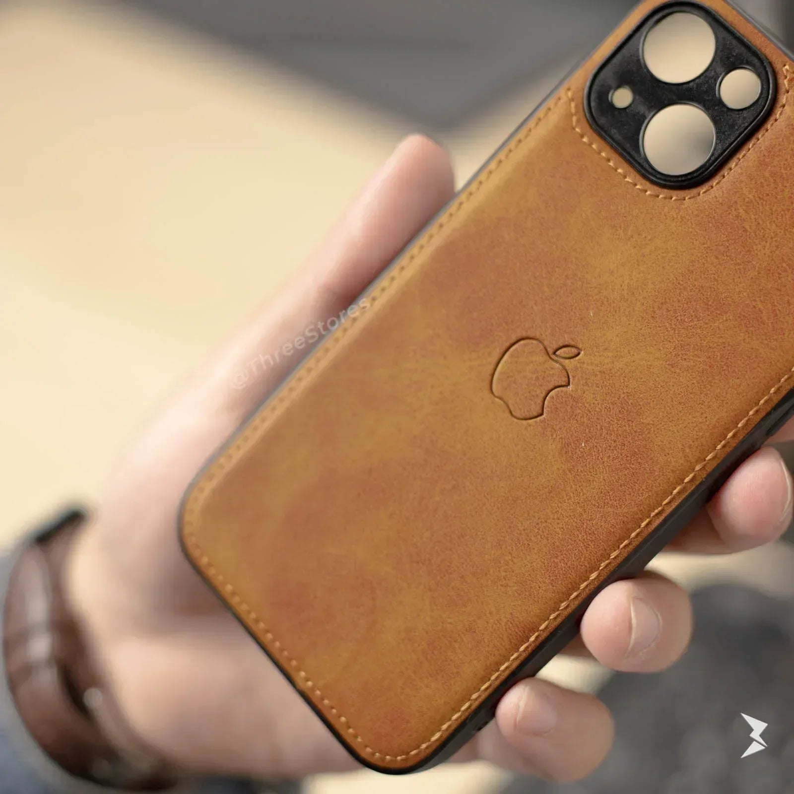 Cradle Leather Case iPhone 13 - Three