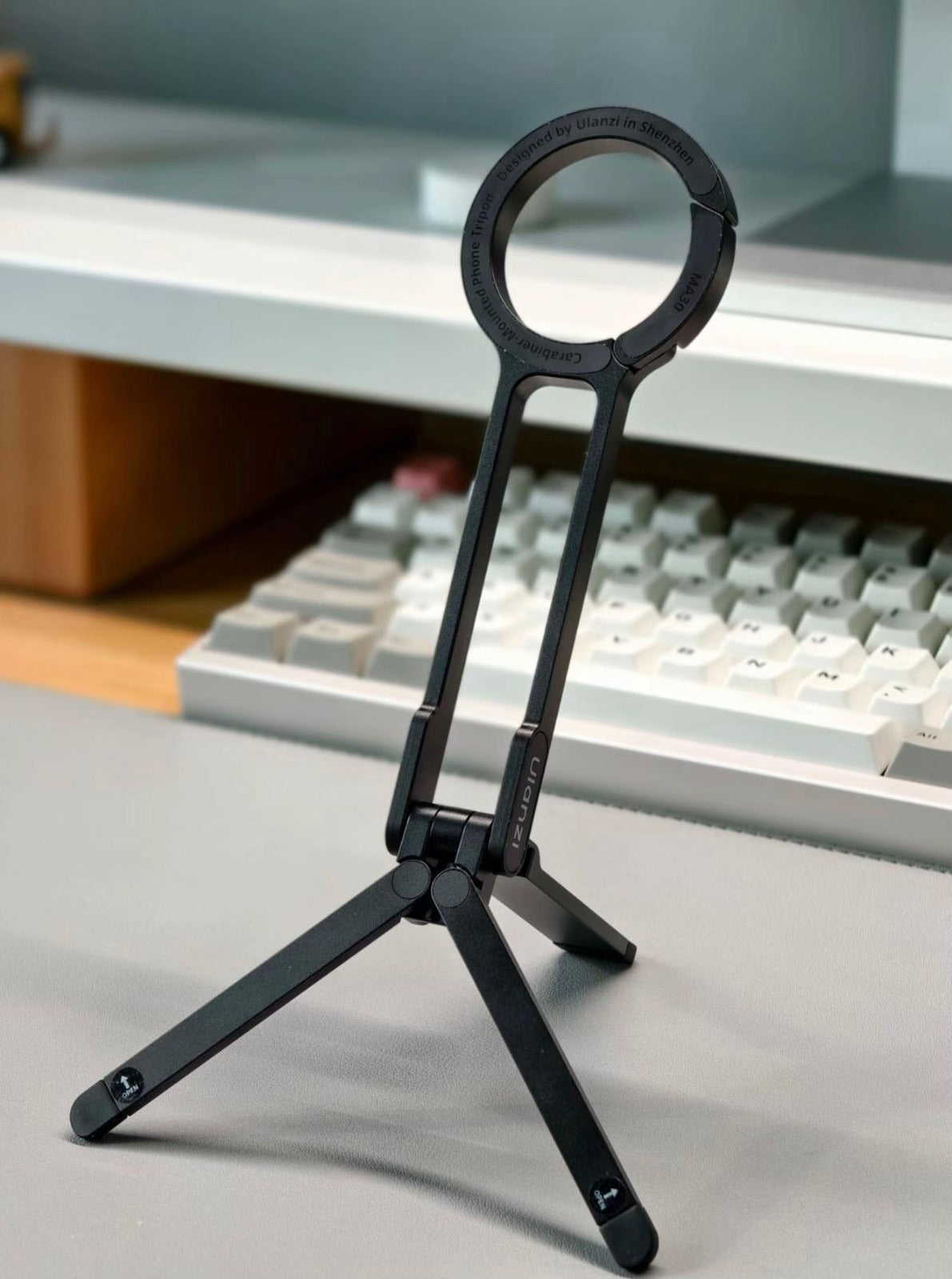 Ulanzi 2in1 Magnetic Phone Tripod MA30