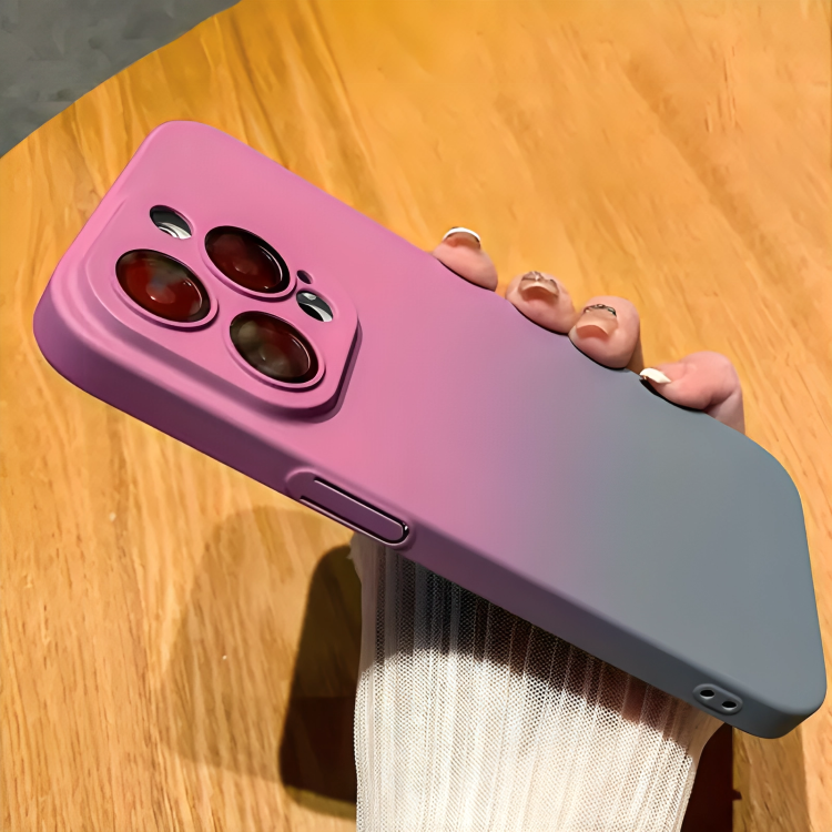 جراب بتصميم مميز بألوان مدمجه تضفي لمسة جمالية وأنيقة إلى هاتف iPhone 12 Pro