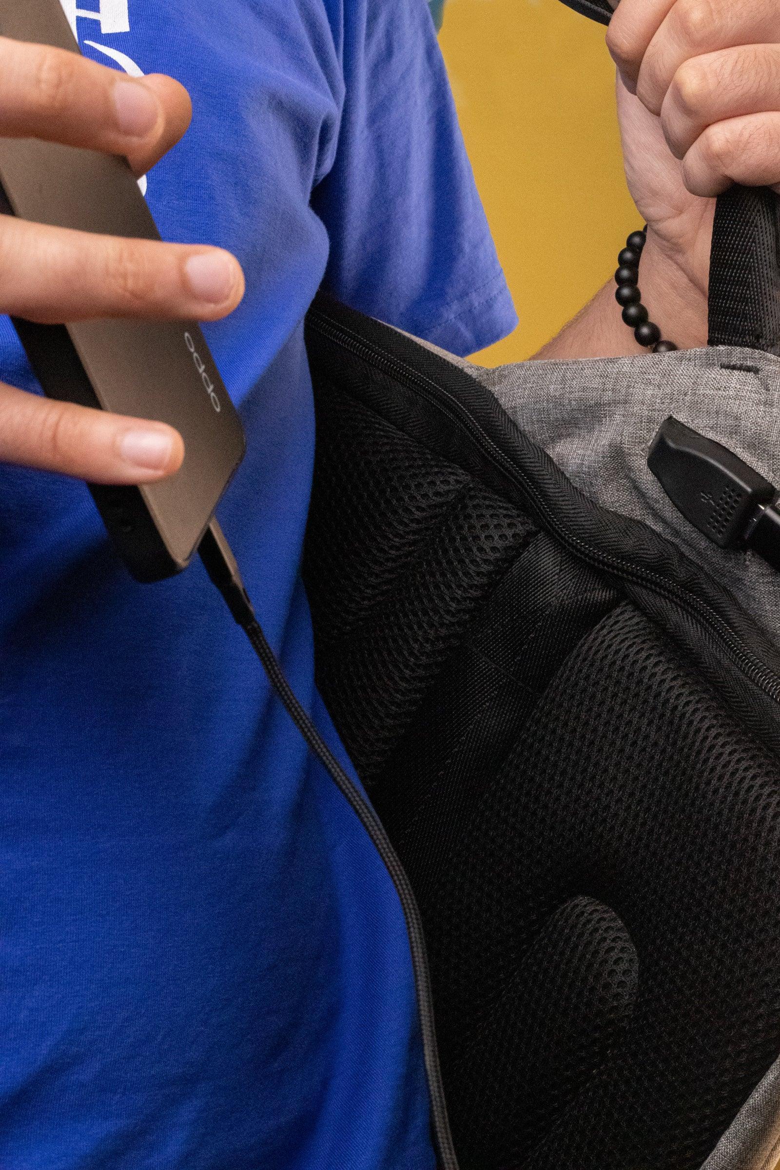 N Elegance Backbag NE 500 - Three