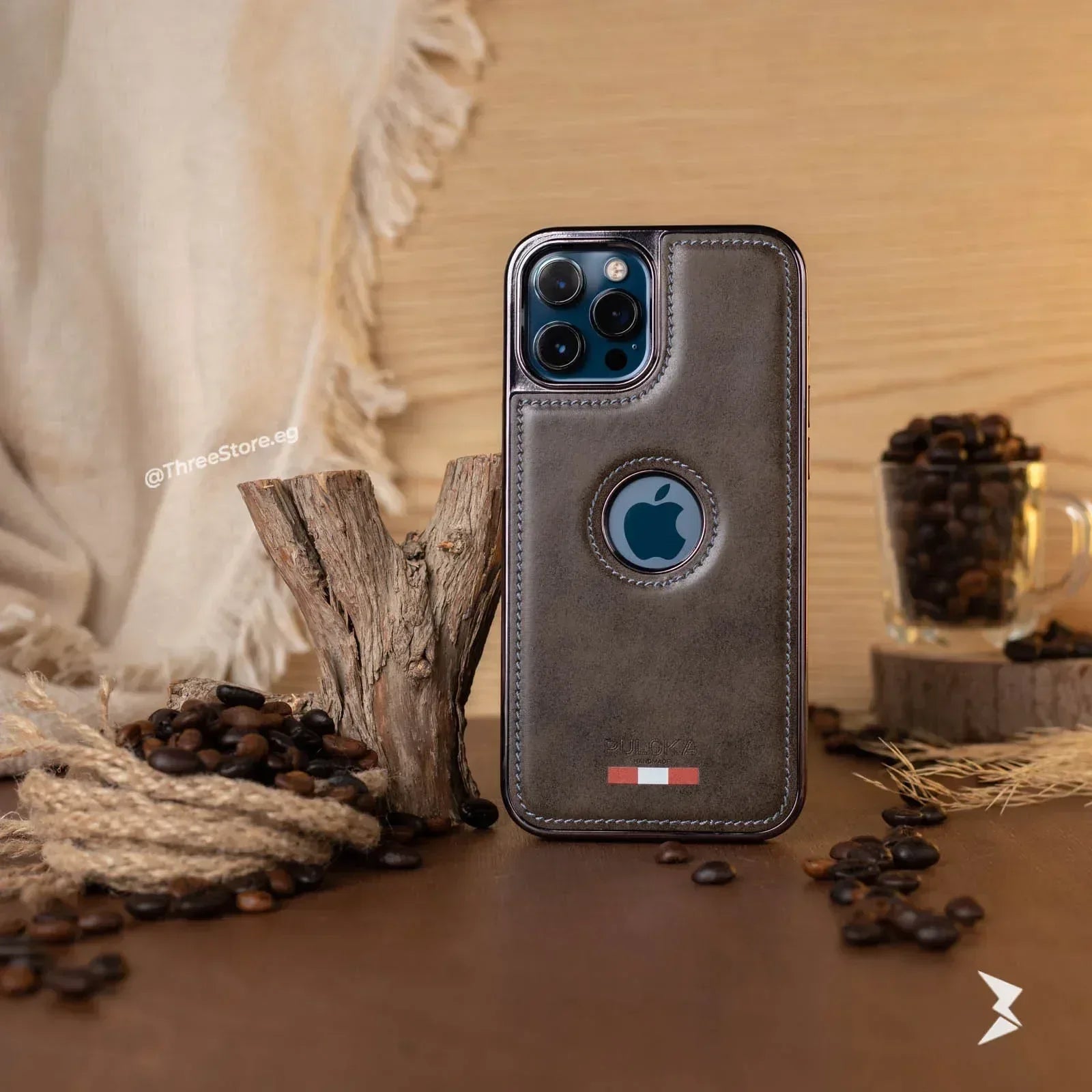 Puloka HandMade Leather Case iPhone 13 - Three