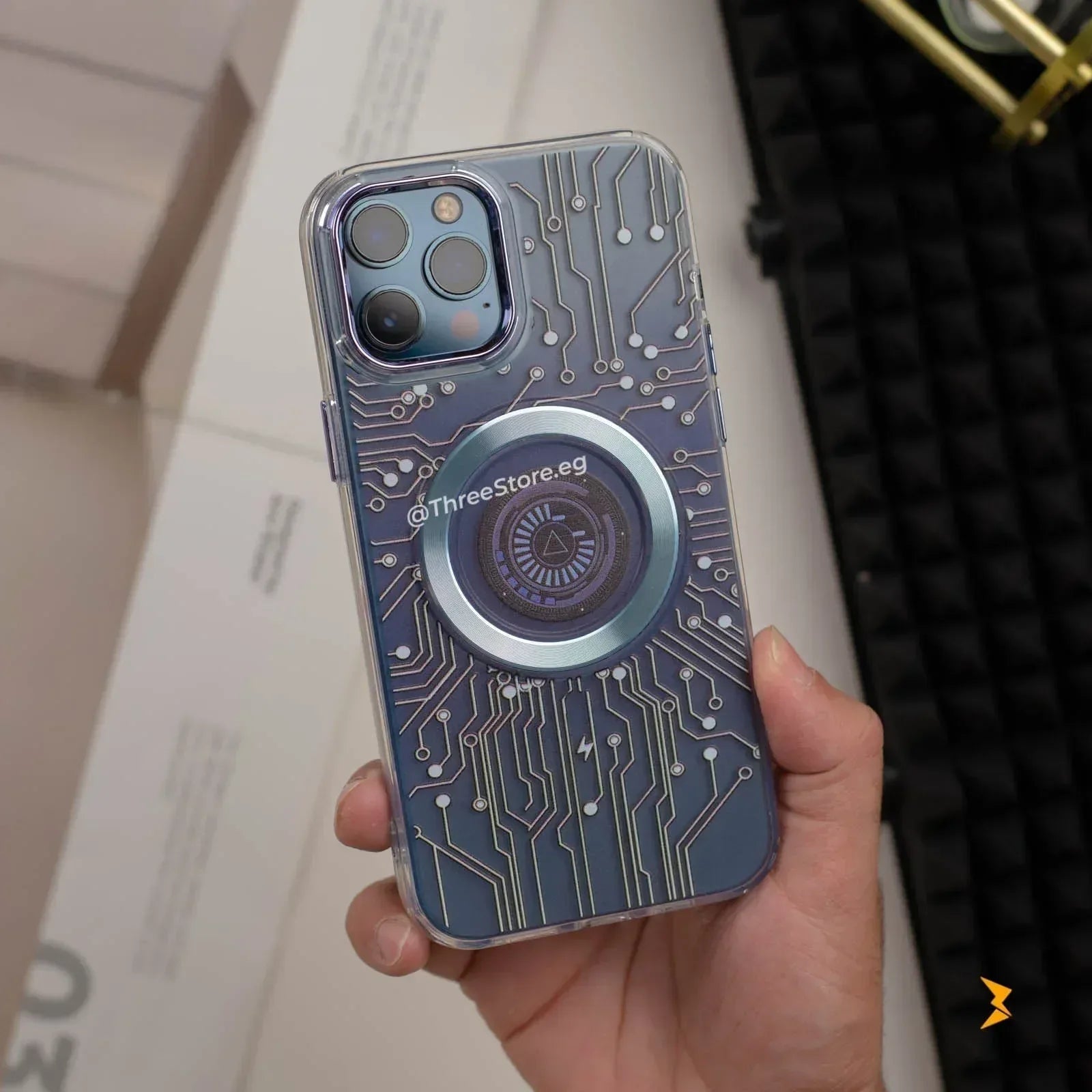 Circuit Board Magnetic Magsafe Phone Case iPhone 14 Pro - Three