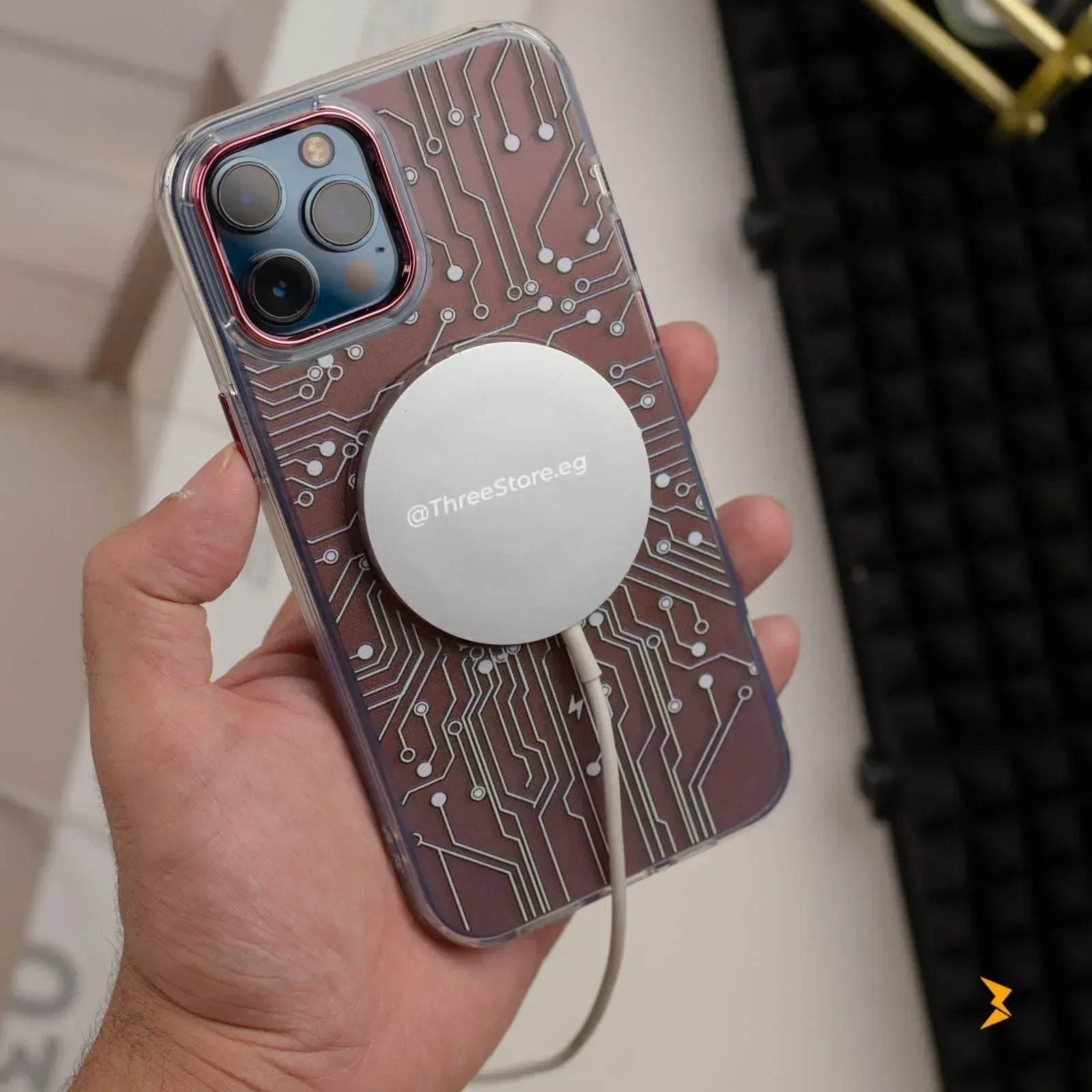 Circuit Board Magnetic Magsafe Phone Case iPhone 14 Pro - Three