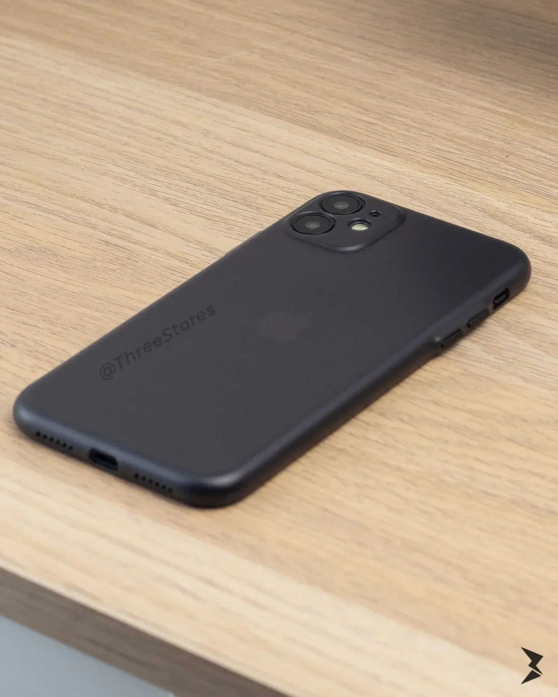 Raigor Inverse Carbon Case iPhone 11 - Three