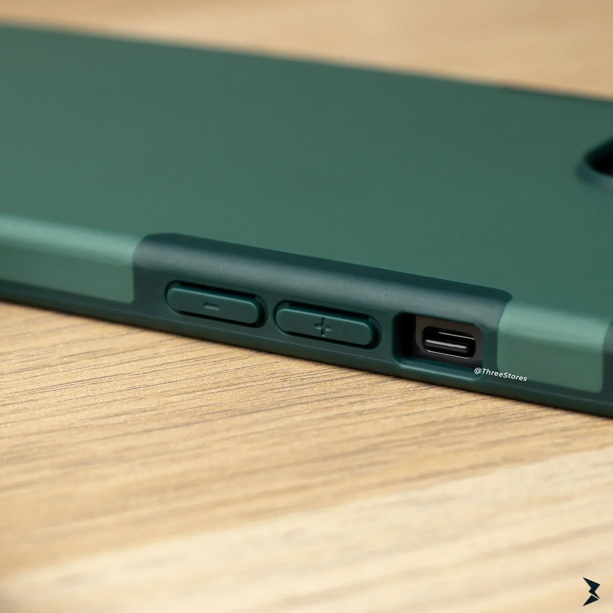 Mcalen Super Frosted Case iPhone 12 - Three
