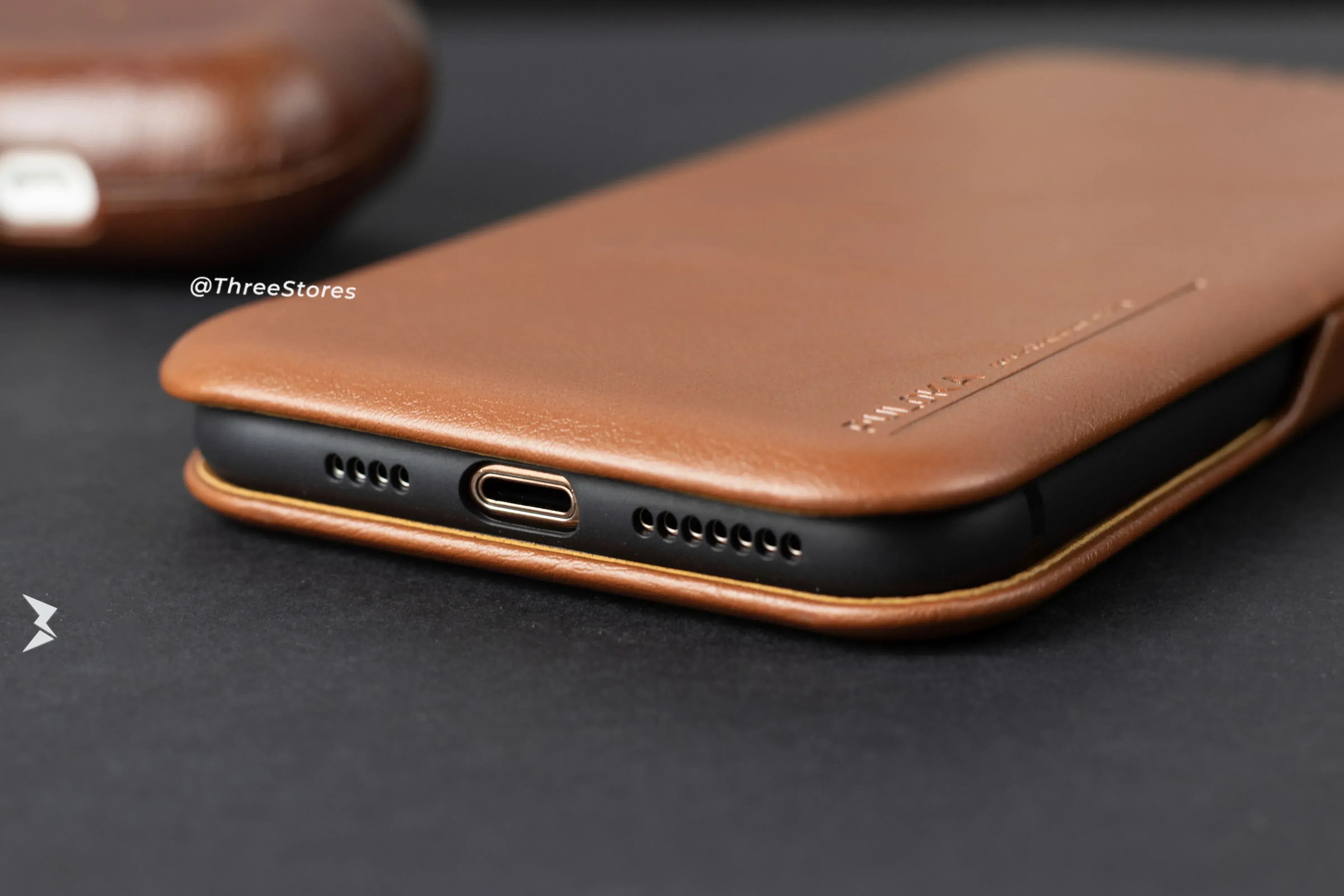 Puloka Multi - Function Folding Case iPhone 11 - Three