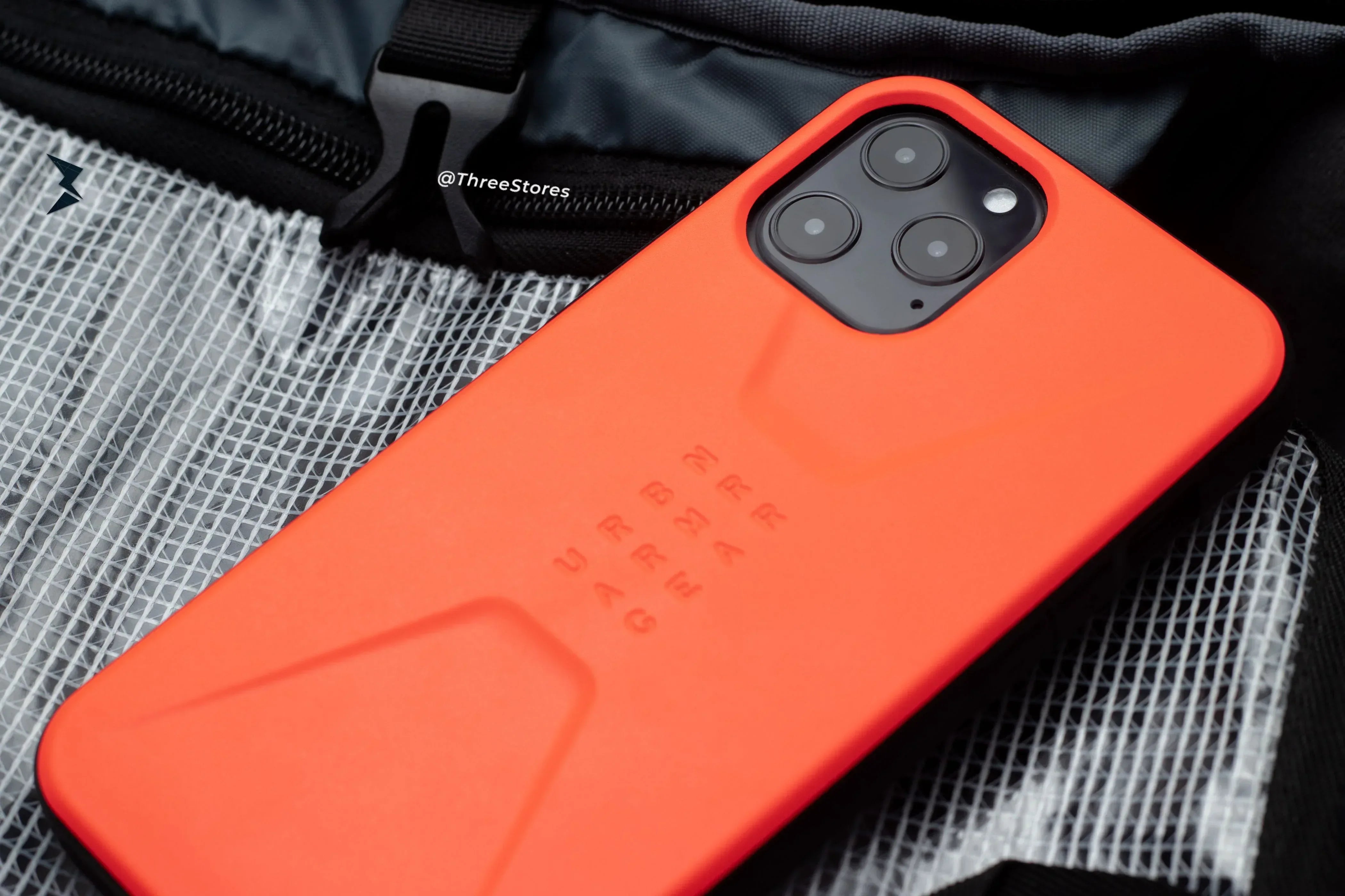 UAG Civilian Series Case iPhone 11 - Three