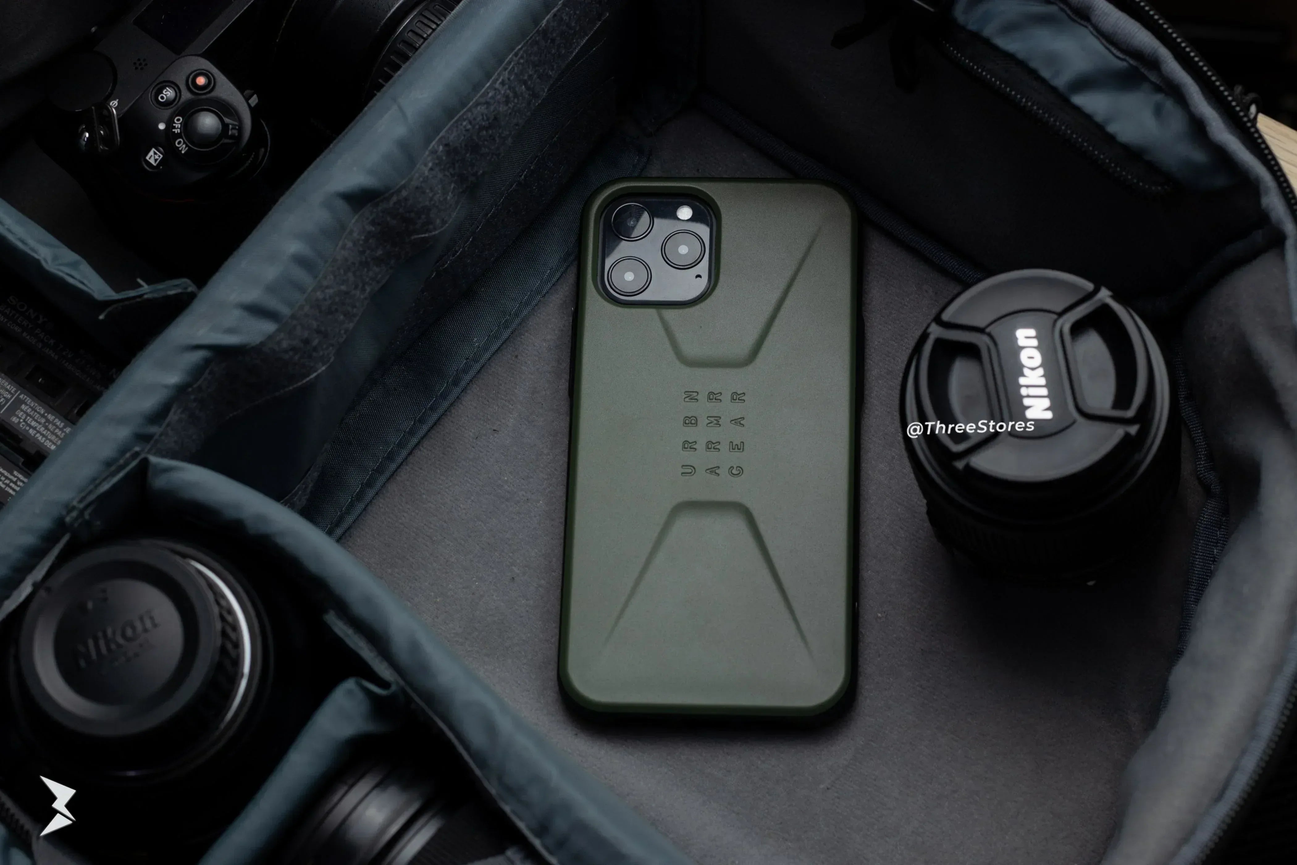 UAG Civilian Series Case iPhone 11 - Three