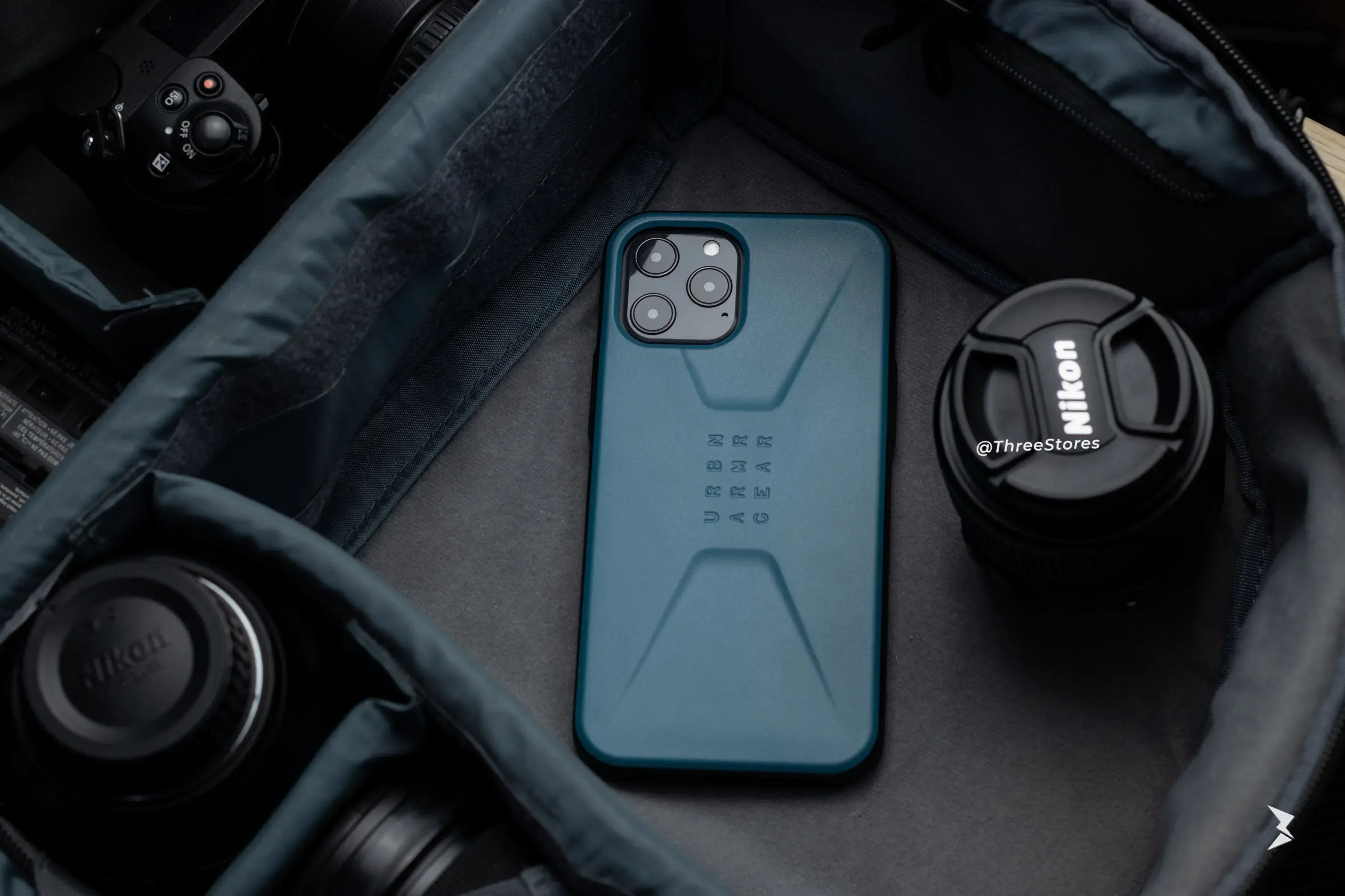 UAG Civilian Series Case iPhone 11 - Three