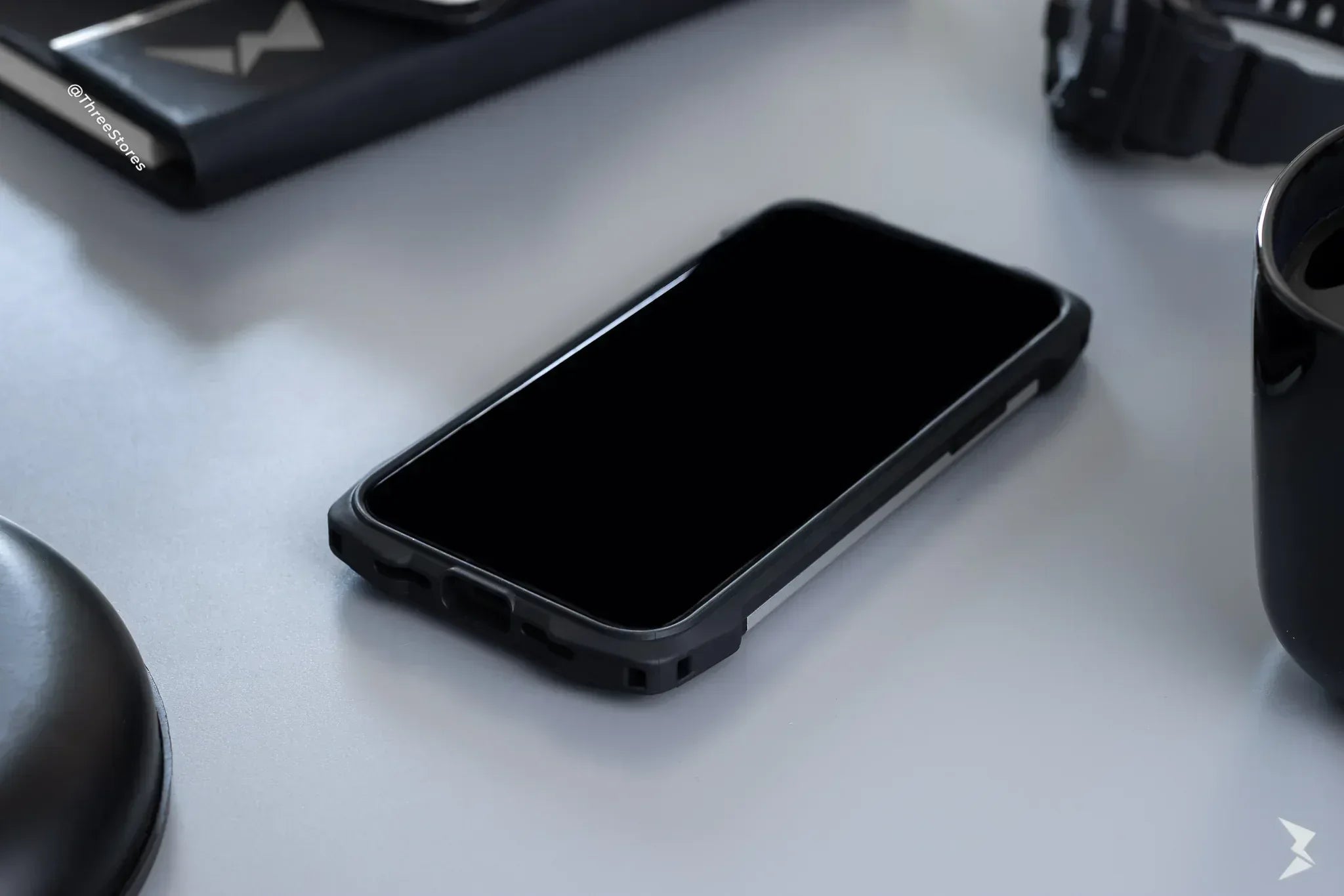 Mcalen Shield Transparent Case iPhone 12 / 12 Pro - Three