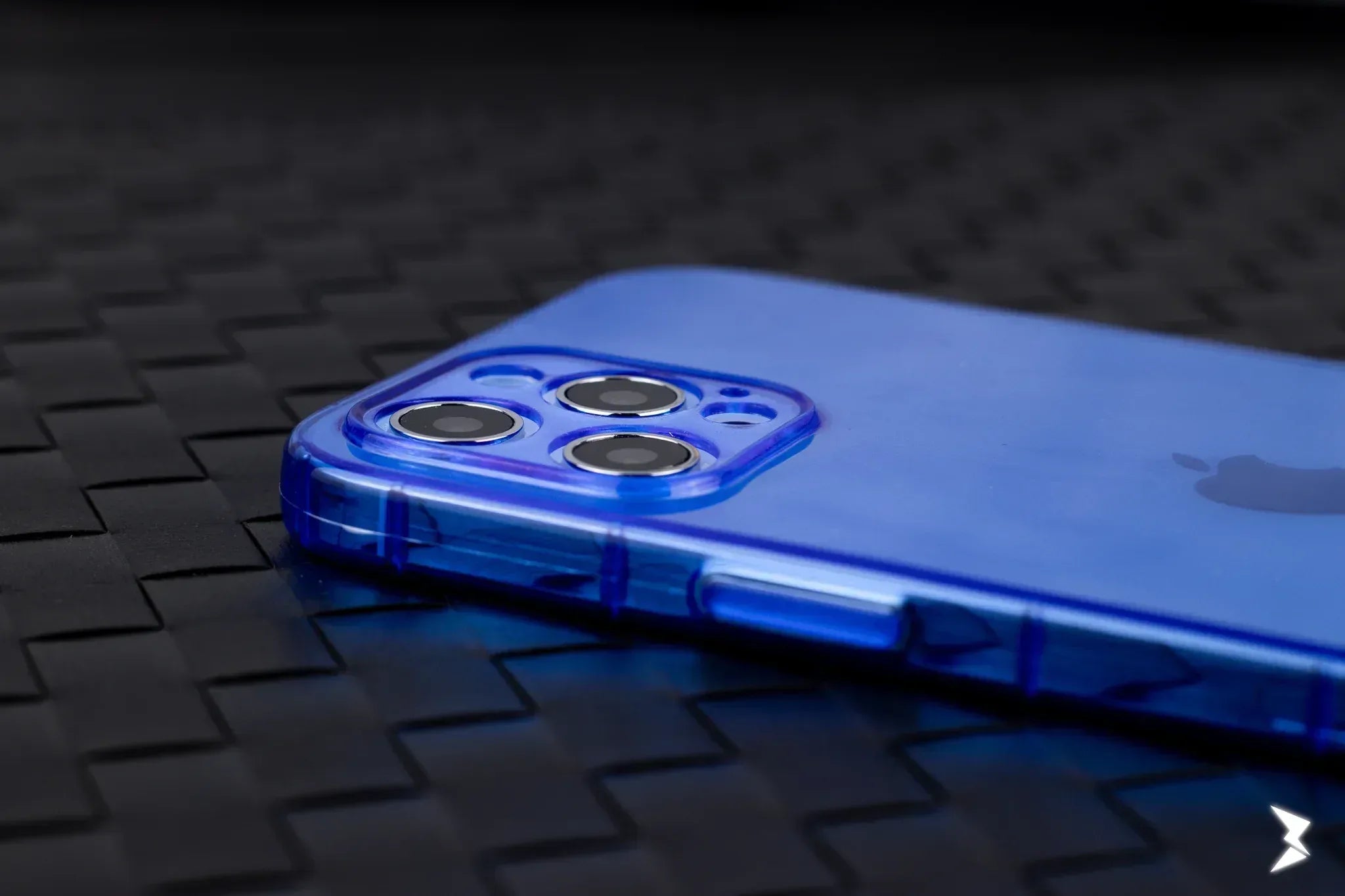 Q series Neon Fluorescent Case iPhone 12 Pro - Three