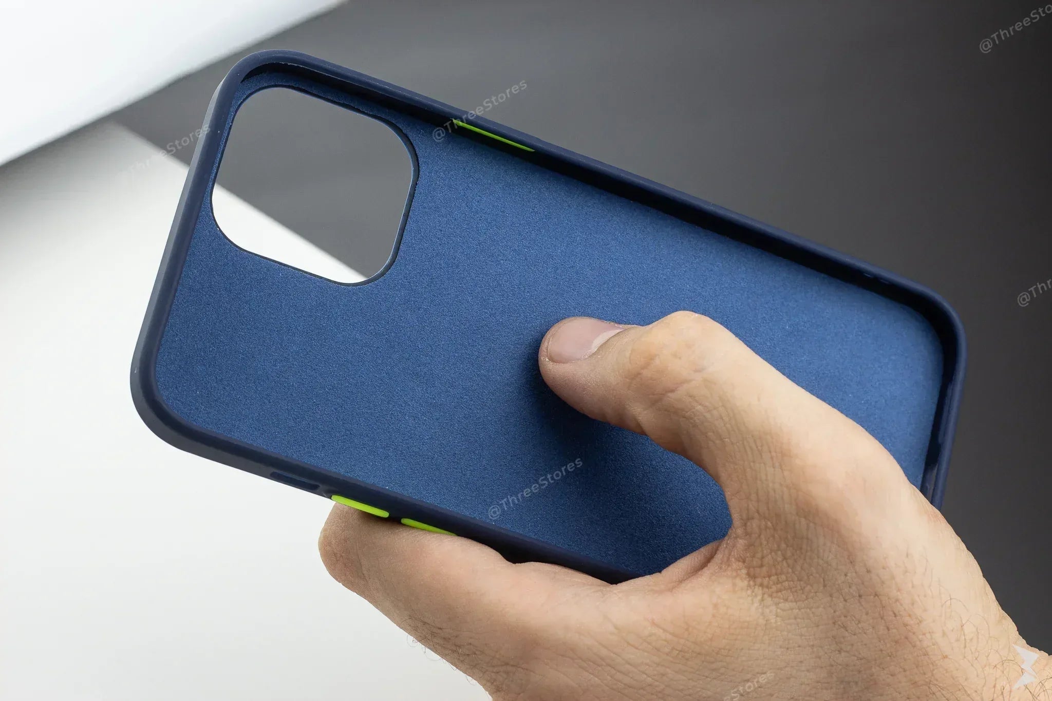 Coblue Fabric Magsafe Case iPhone 12 Pro Max - Three