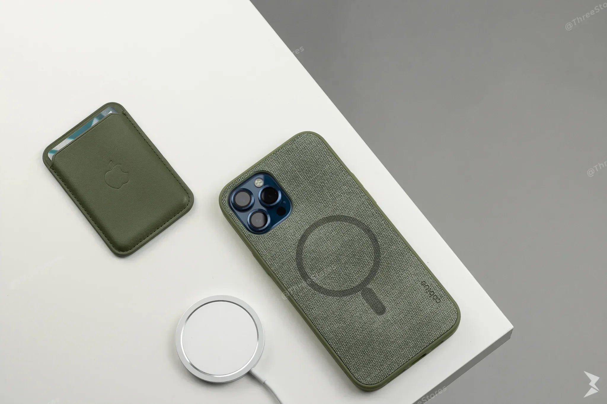 Coblue Fabric Magsafe Case iPhone 12 Pro Max - Three