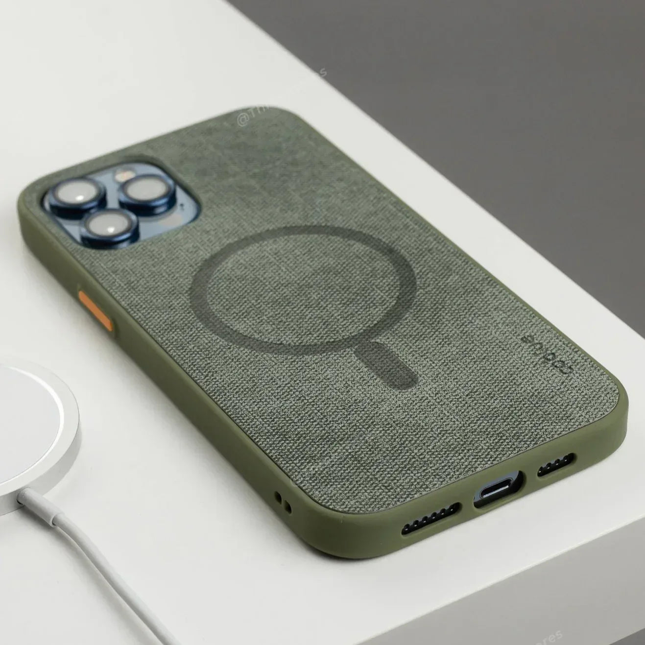Coblue Fabric Magsafe Case iPhone 12 Pro Max - Three