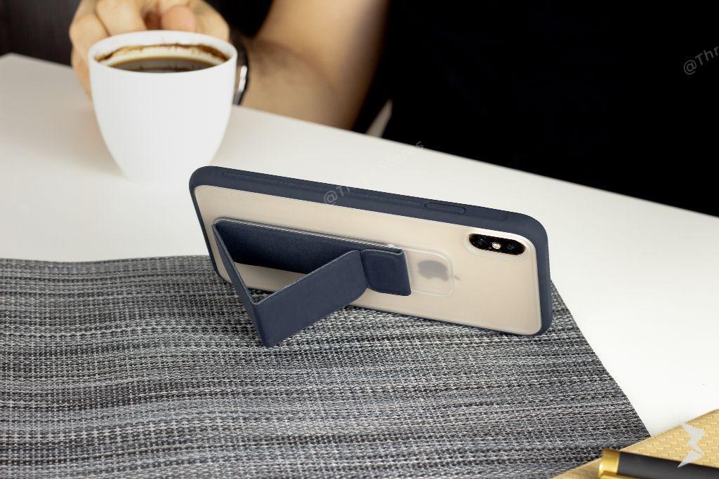 Vertical Hand Strap Case iPhone X Max - Three