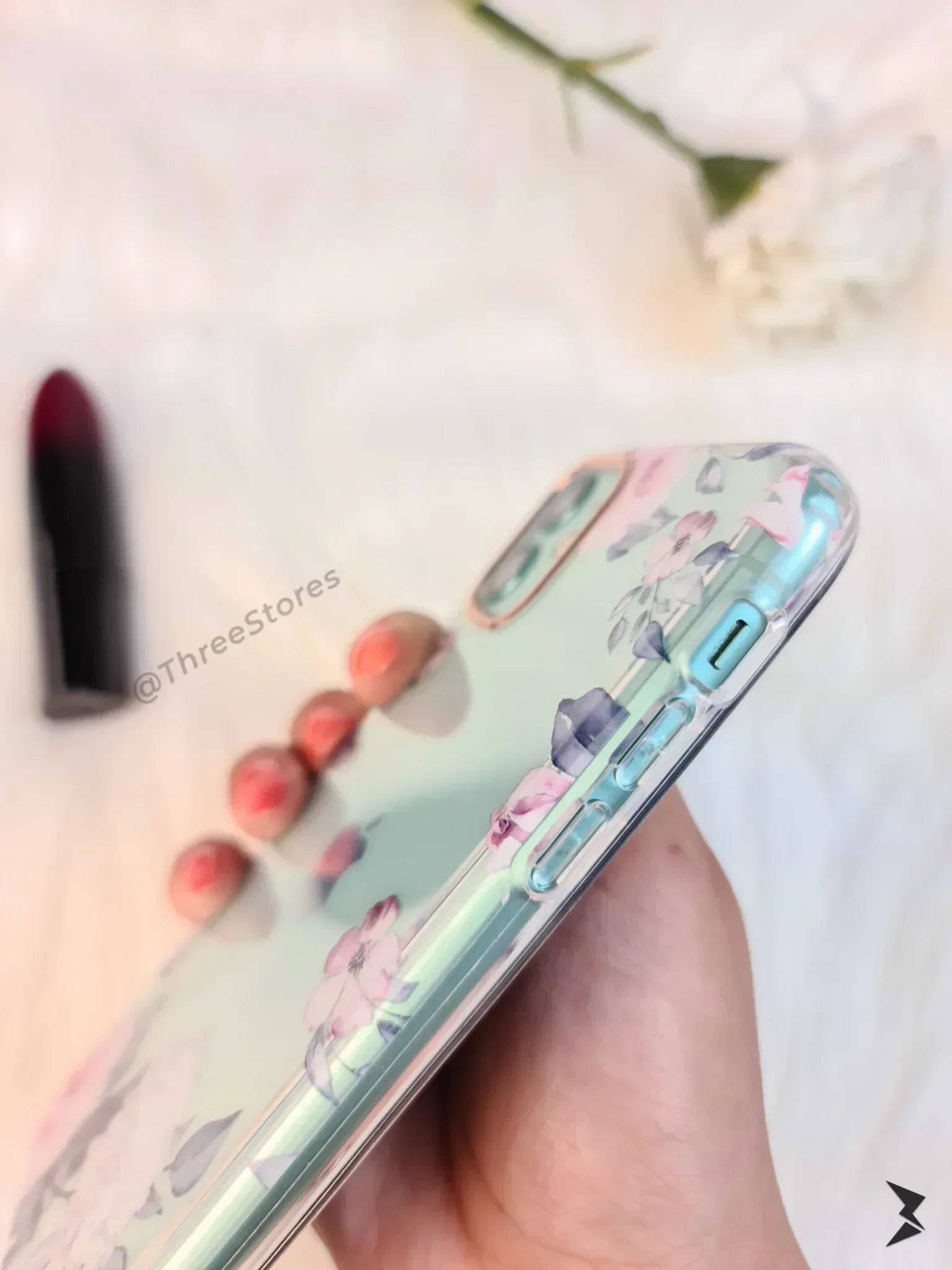 Qy yang Flower Case iPhone 11 - Three