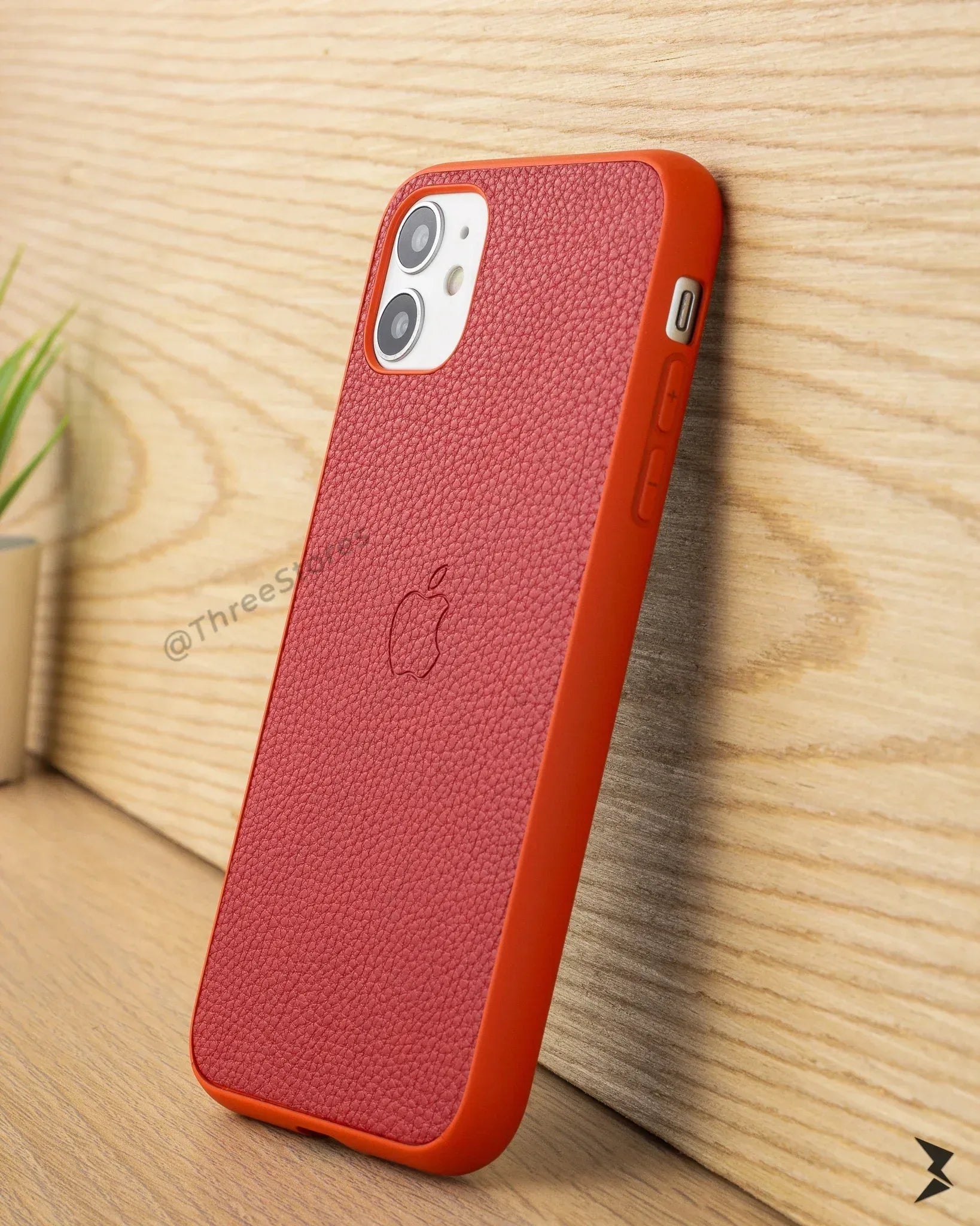 Slim Leather Case iPhone 11 - Three
