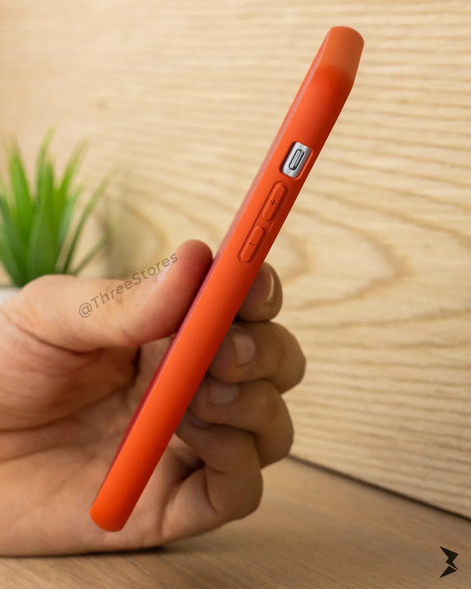 Slim Leather Case iPhone 11 - Three