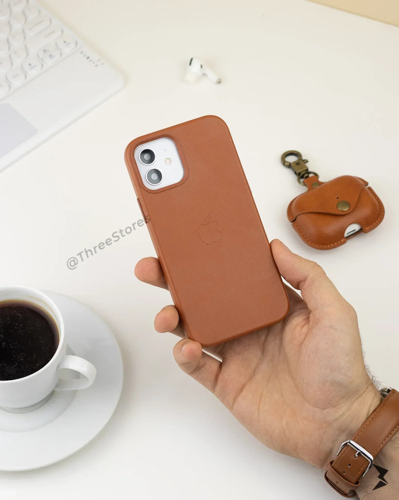Leather Case iPhone 11 - Three