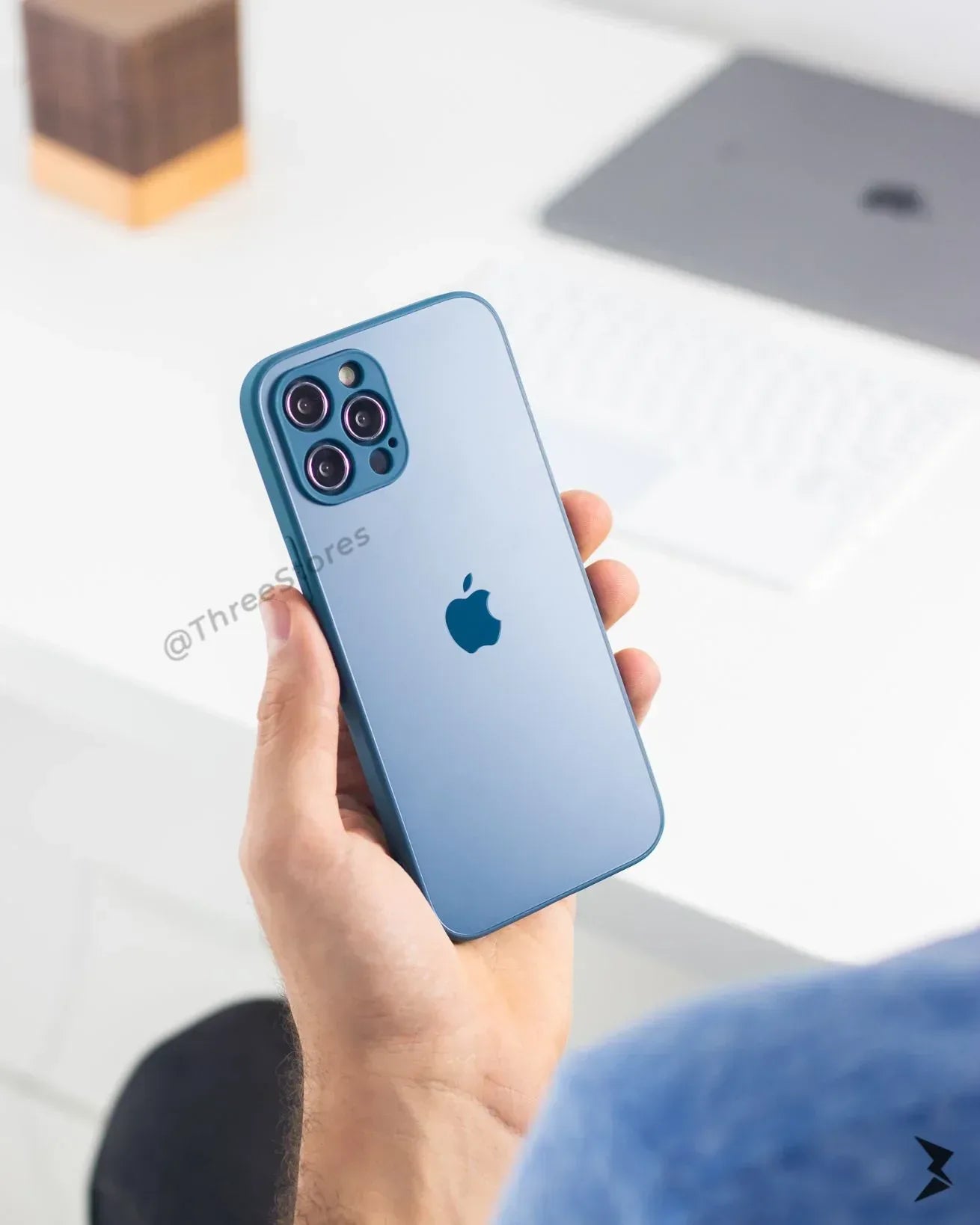 Skyfall Shockproof Case iPhone 13 Pro Max - Three