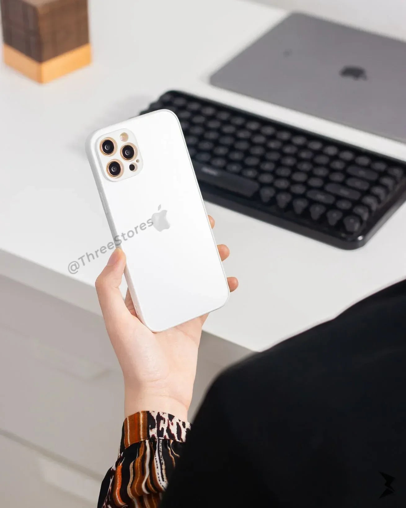 Skyfall Shockproof Case iPhone 13 Pro Max - Three