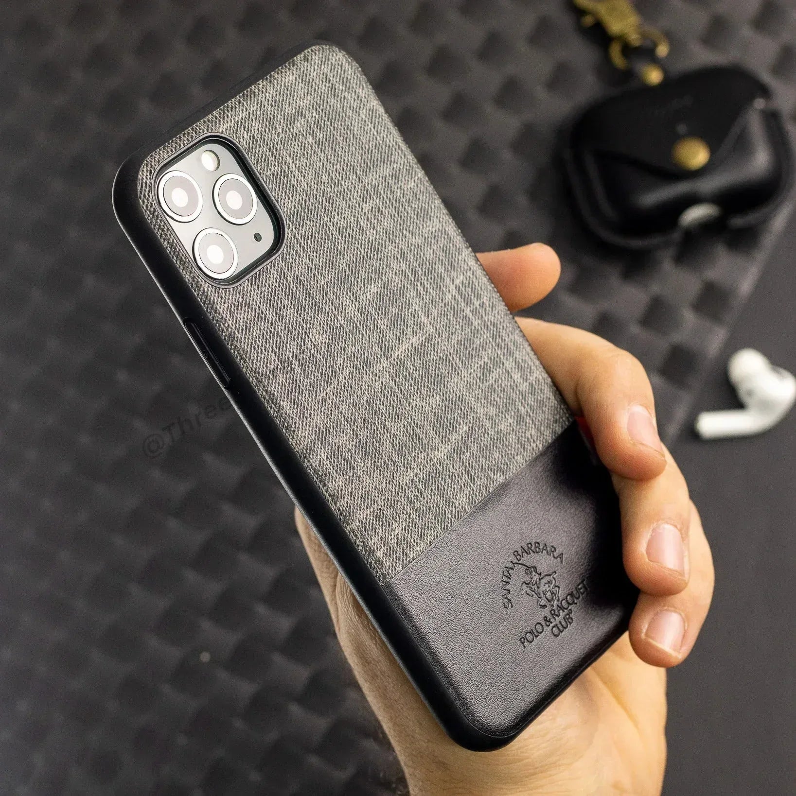 Santa Virtuoso Leather Case iPhone 12 Pro Max - Three
