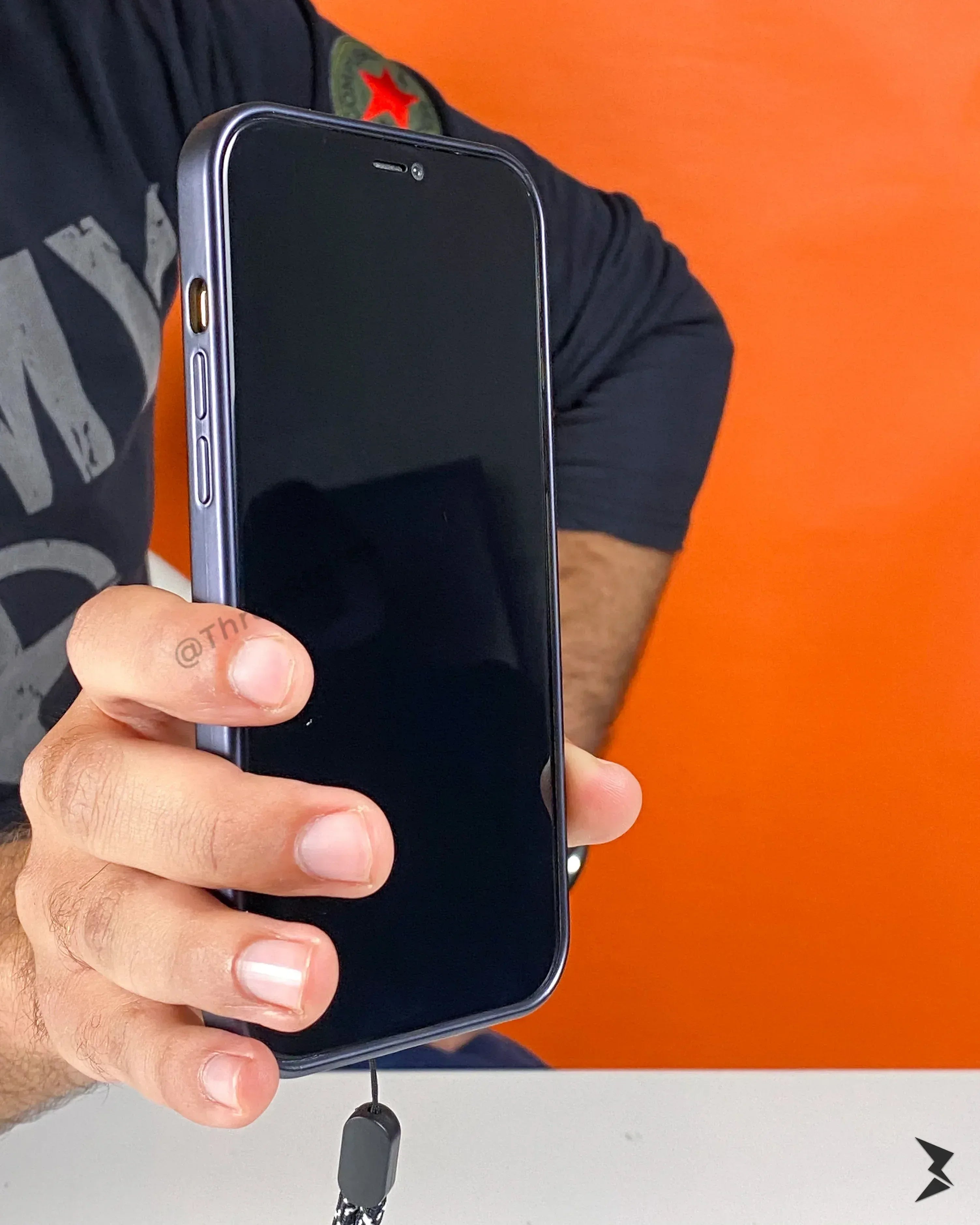 Uniq Heldro Transparent Case iPhoneX Max - Three