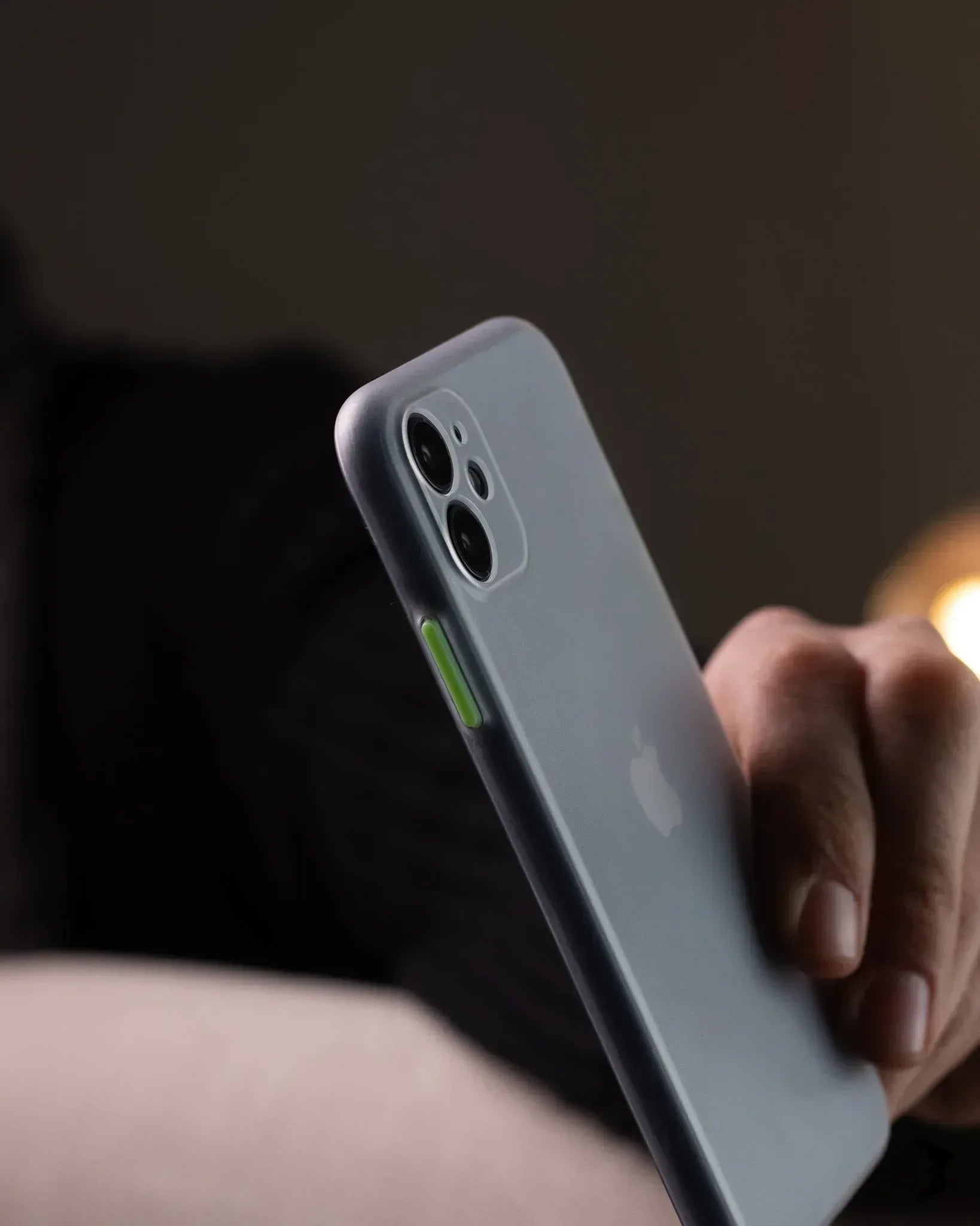 Coblue Carbon Case iPhone 11 - Three
