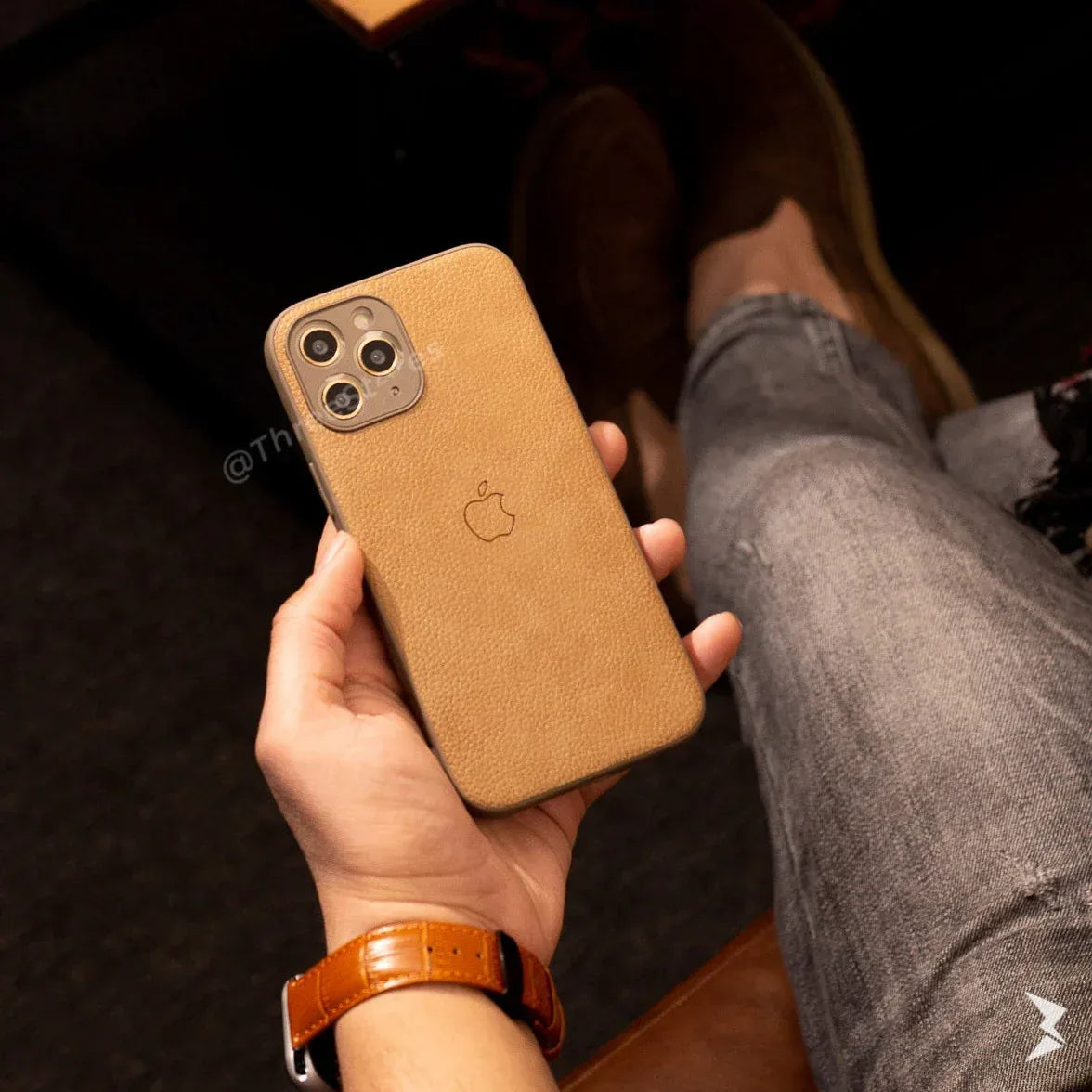 Slim Leather Camera Protection Case iPhone 11 Pro Max - Three