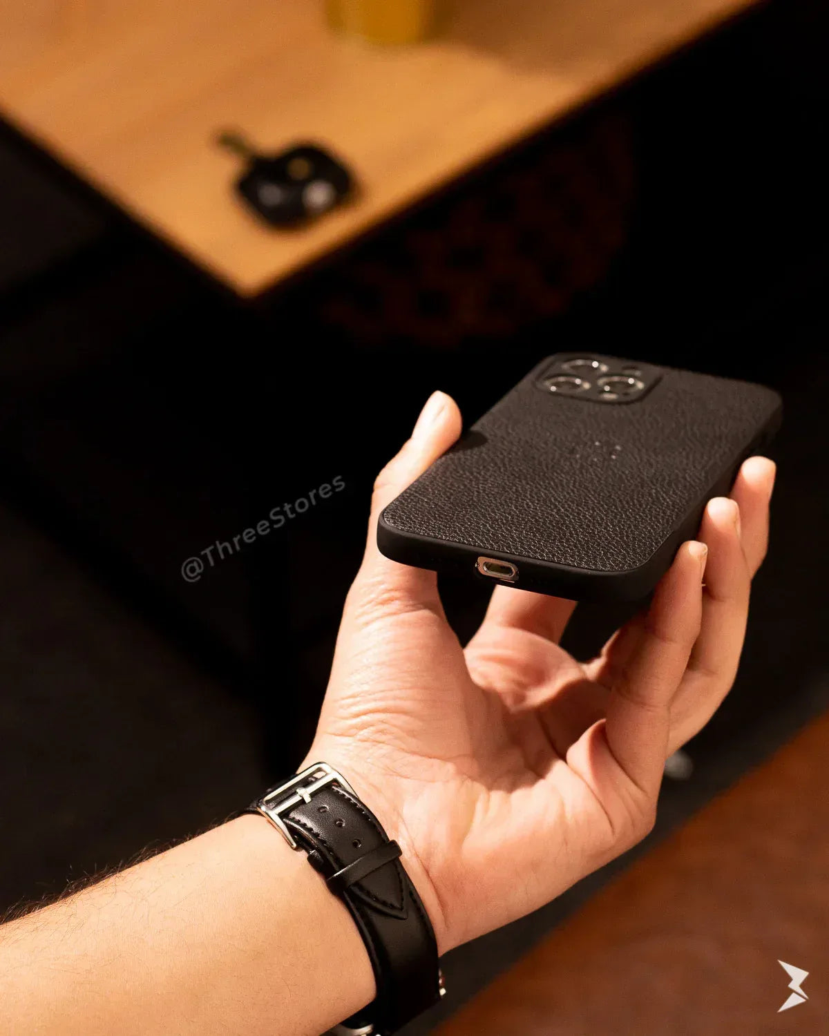 Slim Leather Camera Protection Case iPhone 12 - Three