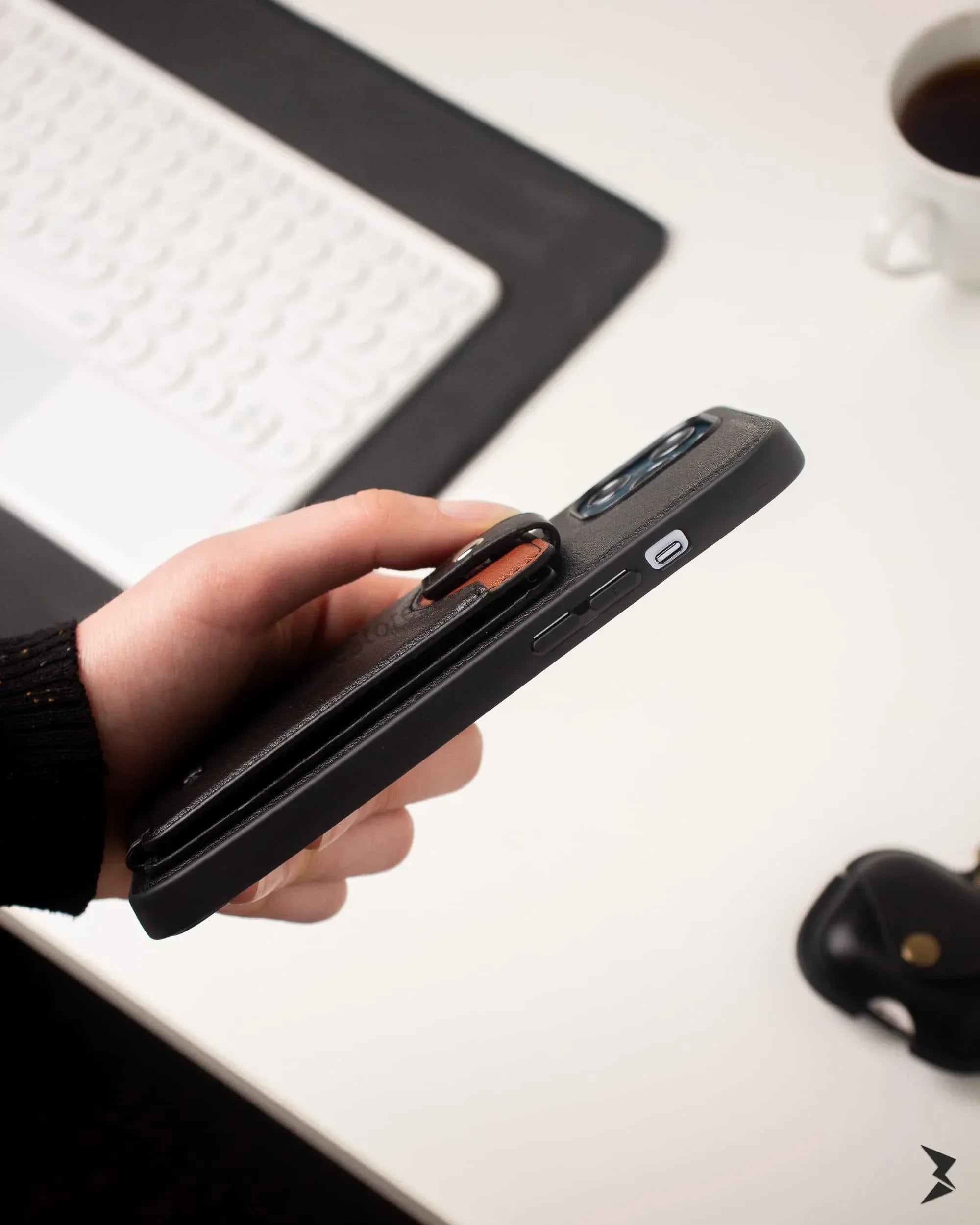 Hdd Leather Card Case iPhone 11 Pro Max - Three