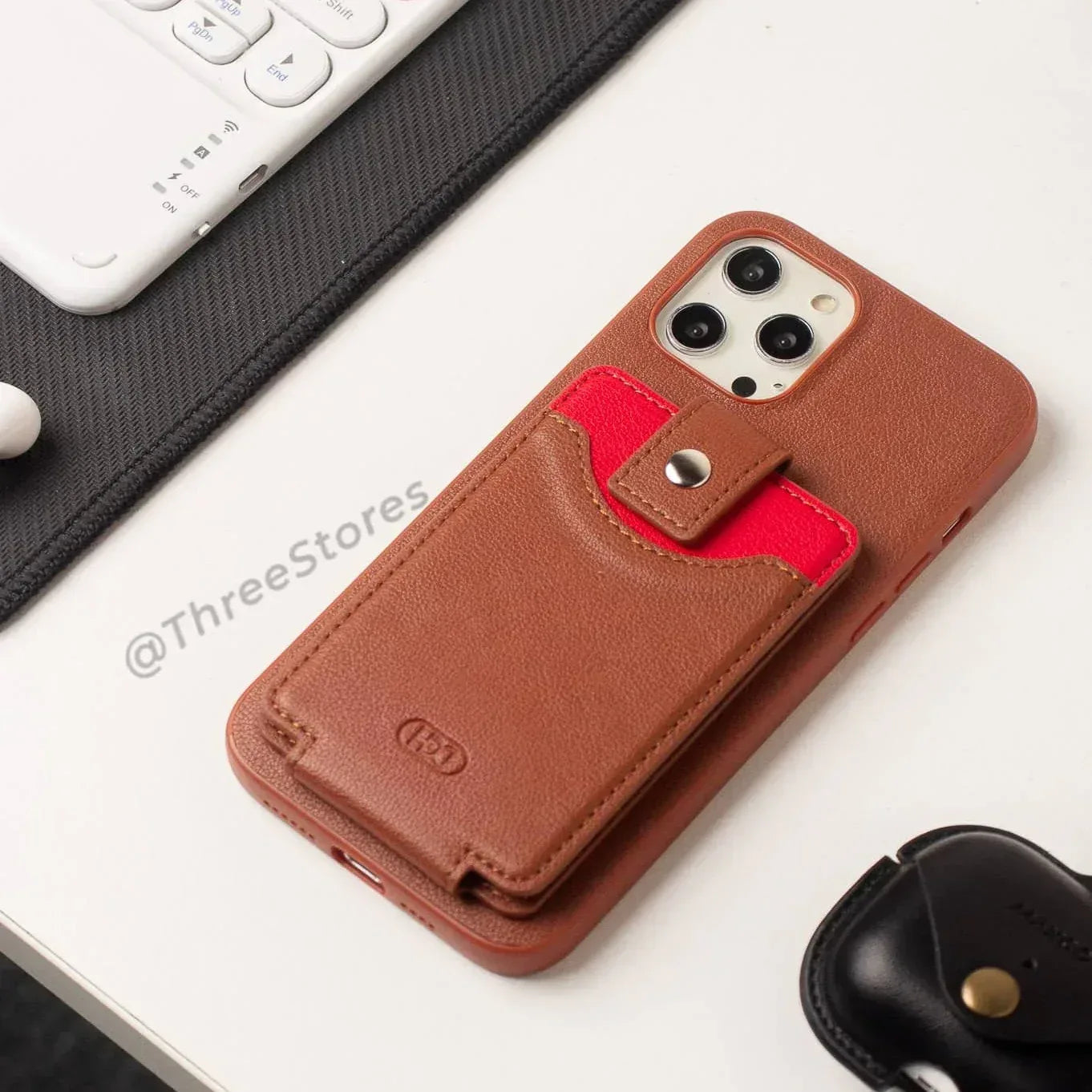 Hdd Leather Card Case iPhone 12 / 12 Pro - Three