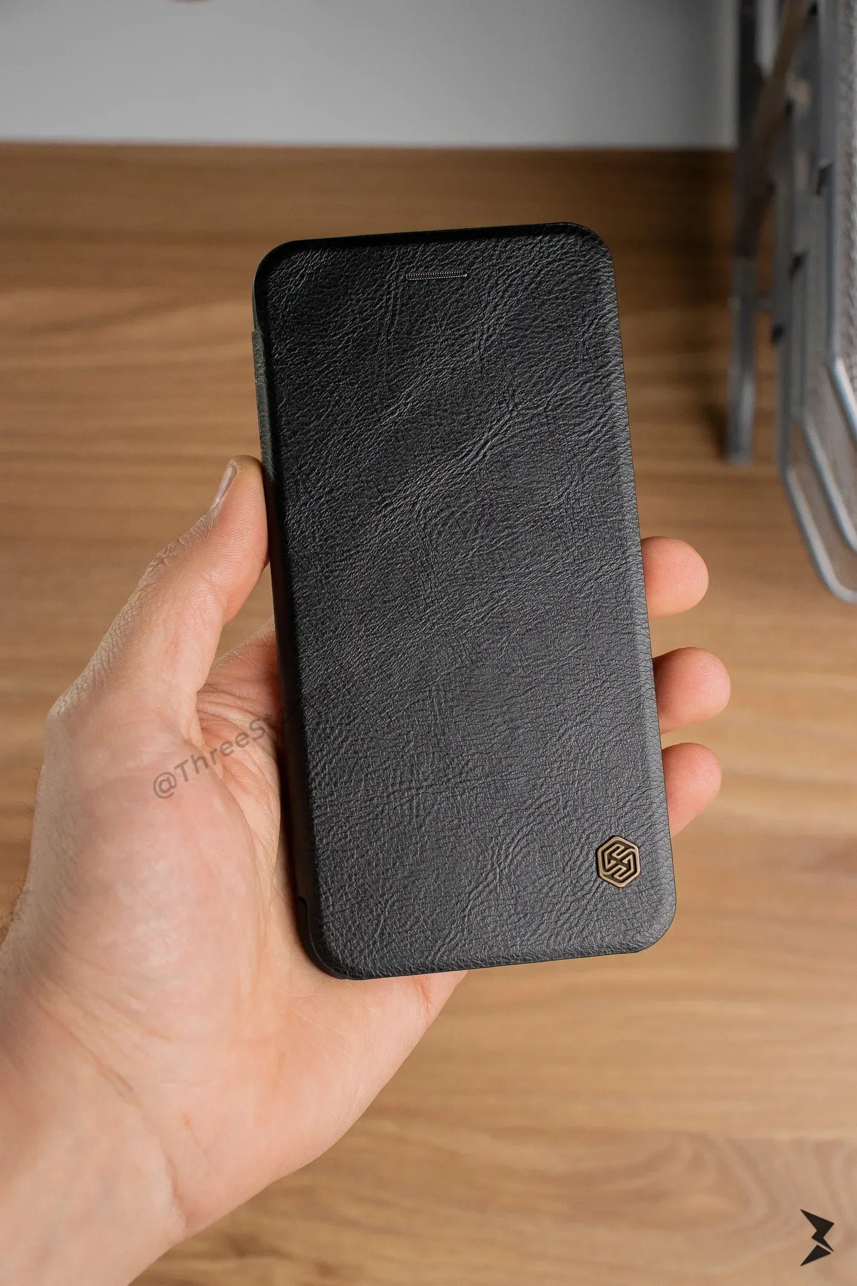 Nillkin Qin Series Leather Case iPhone 7 Plus - Three