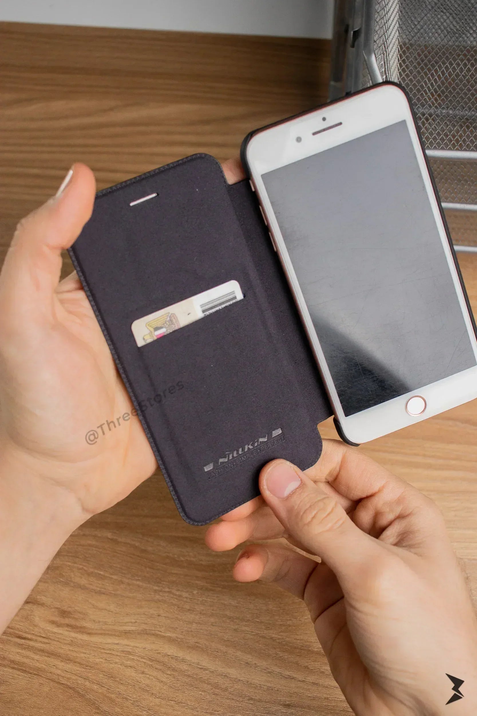 Nillkin Qin Series Leather Case iPhone 7 Plus - Three