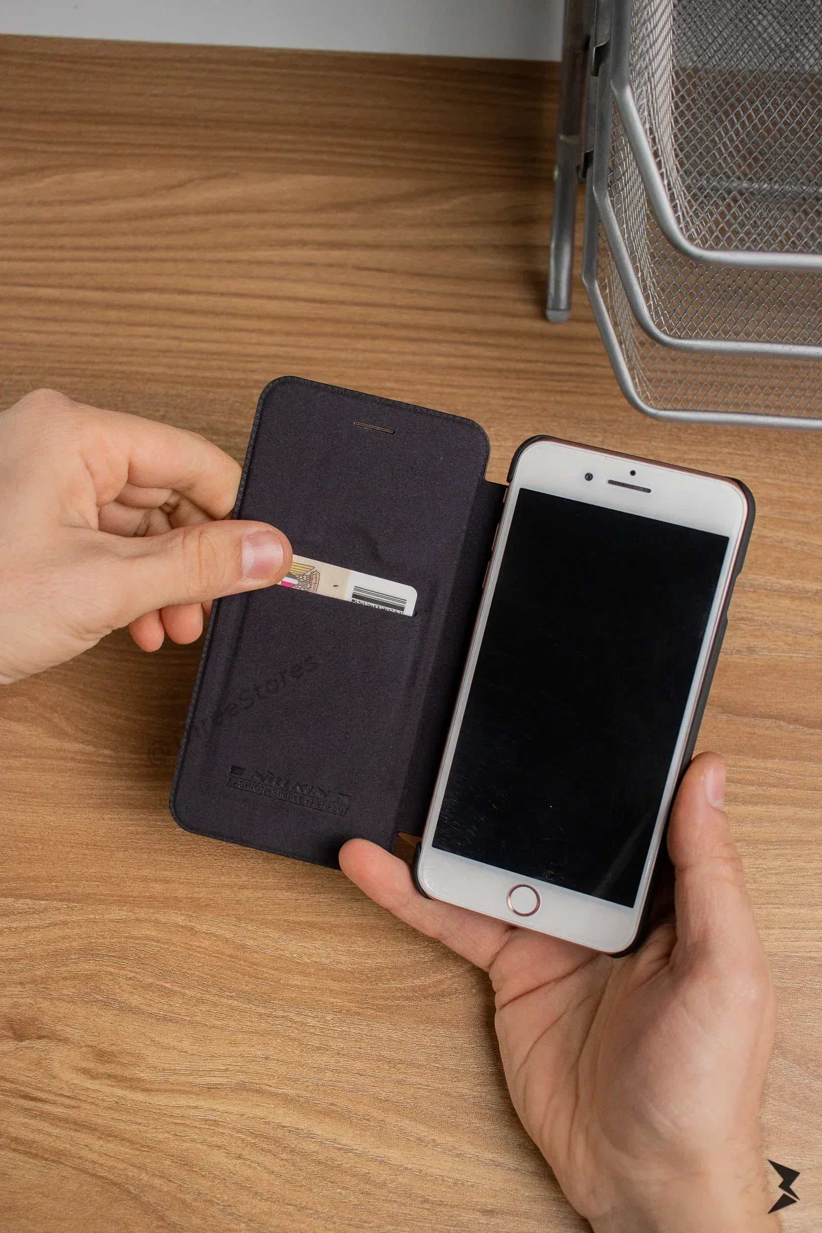Nillkin Qin Series Leather Case iPhone 7 Plus - Three