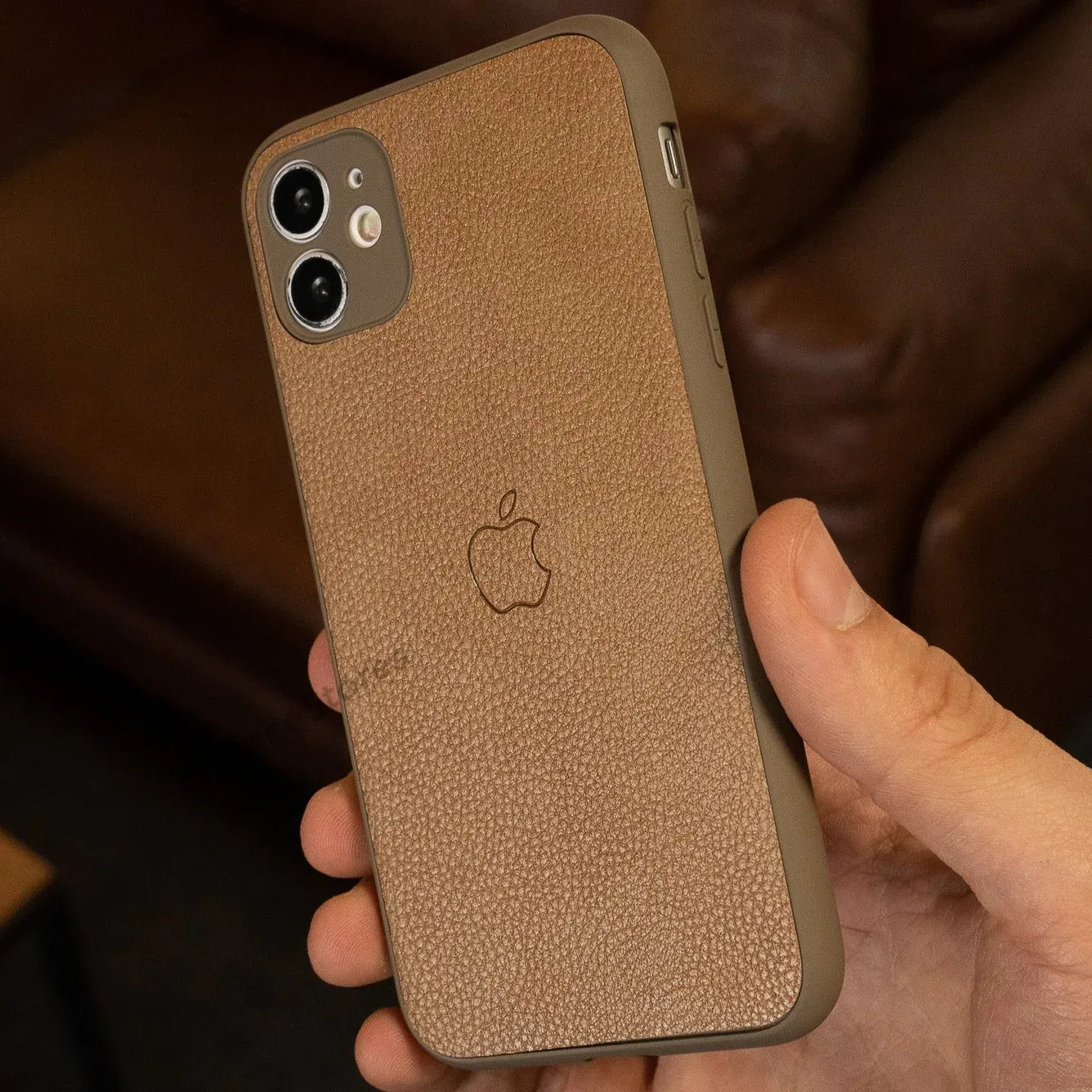 Slim Leather Camera Protection Case iPhone 11 - Three