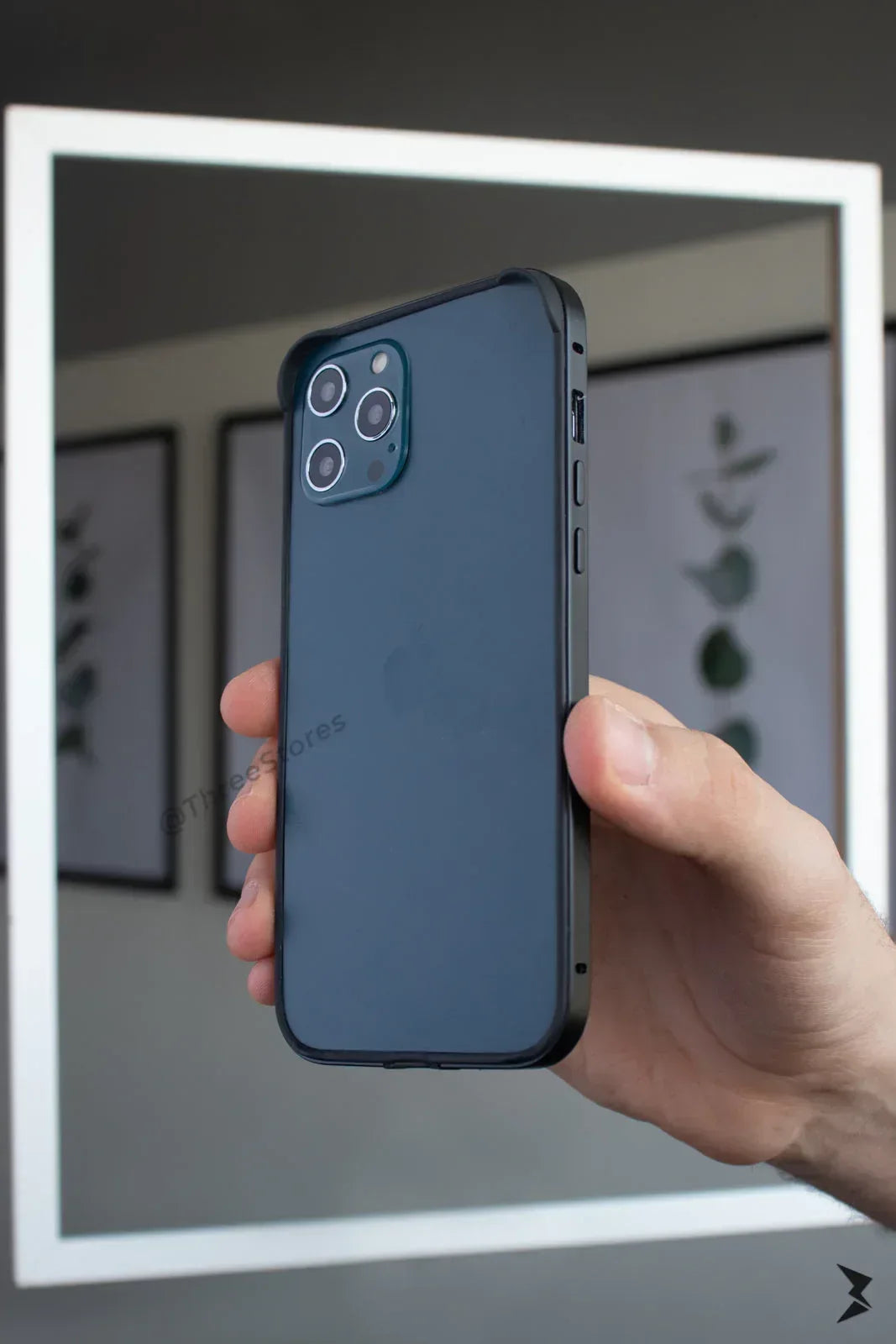QY Yang Frame Case iPhone 12 Pro Max - Three