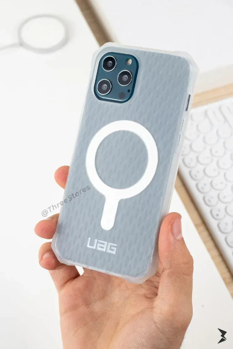 UAG Essential Armor Magsafe Case iPhone 12/12 Pro - Three