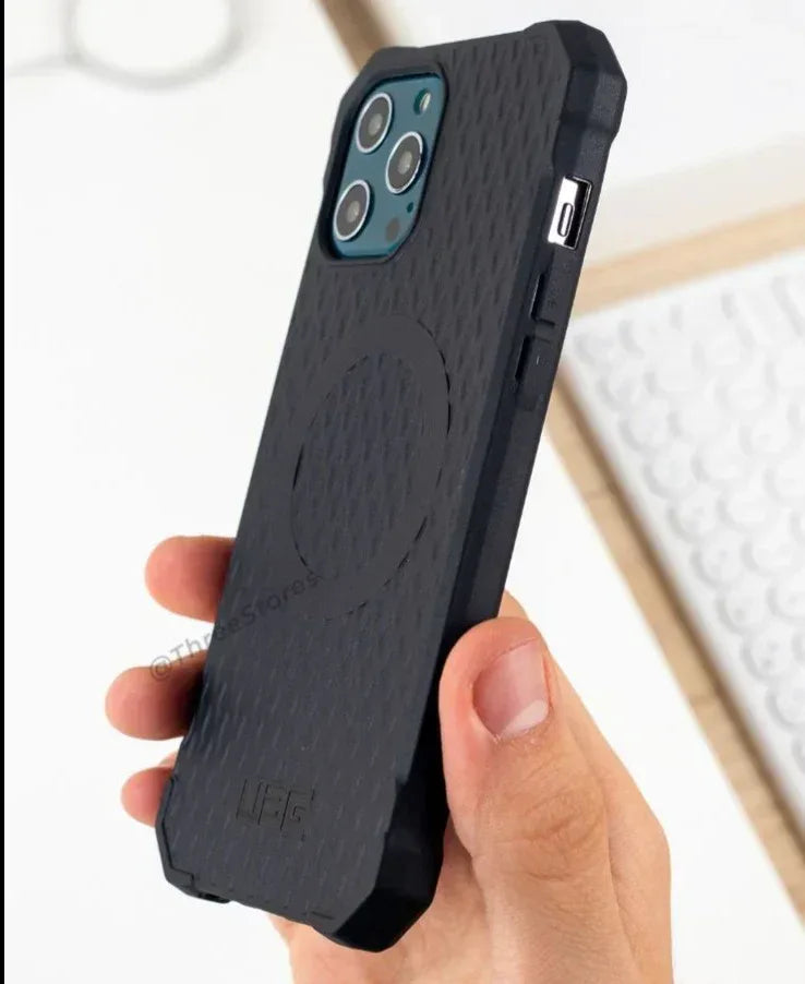 UAG Essential Armor Magsafe Case iPhone 11 Pro Max - Three