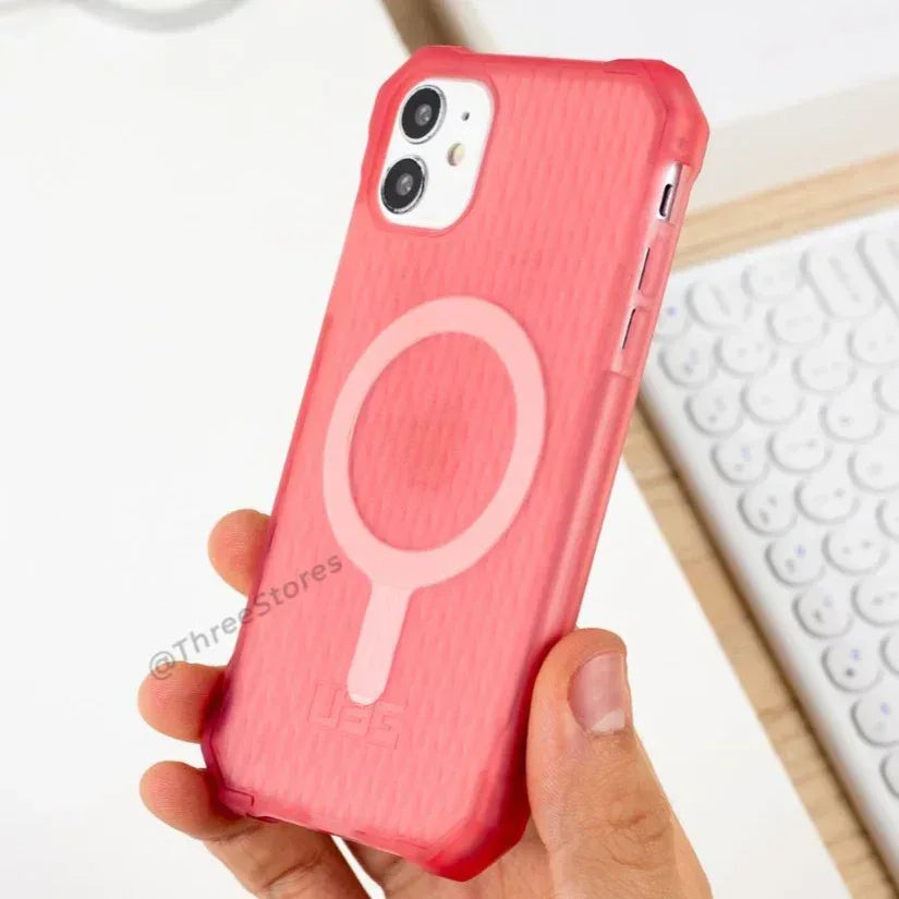 UAG Essential Armor Magsafe Case iPhone 11 - Three