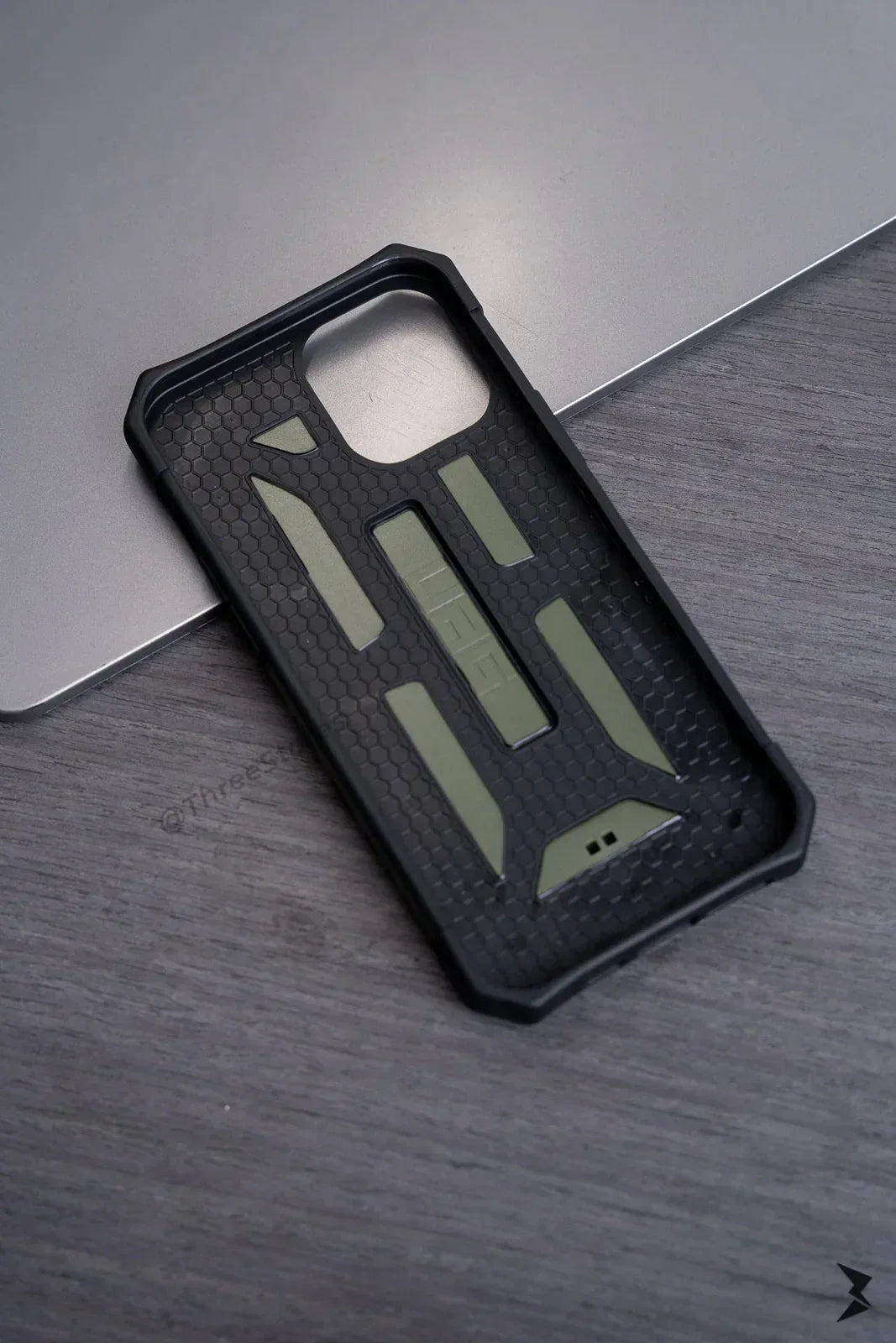 UAG Pathfinder Case iPhone 12 Pro Max - Three