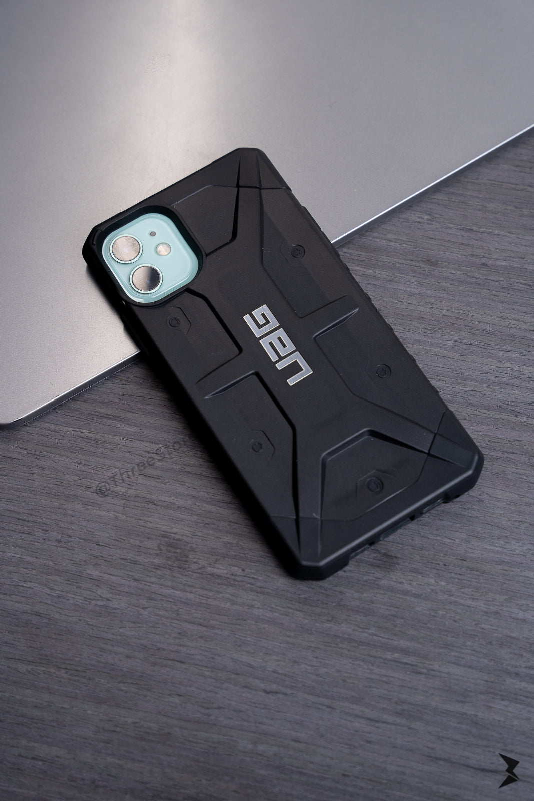 UAG Pathfinder Case iPhone 11