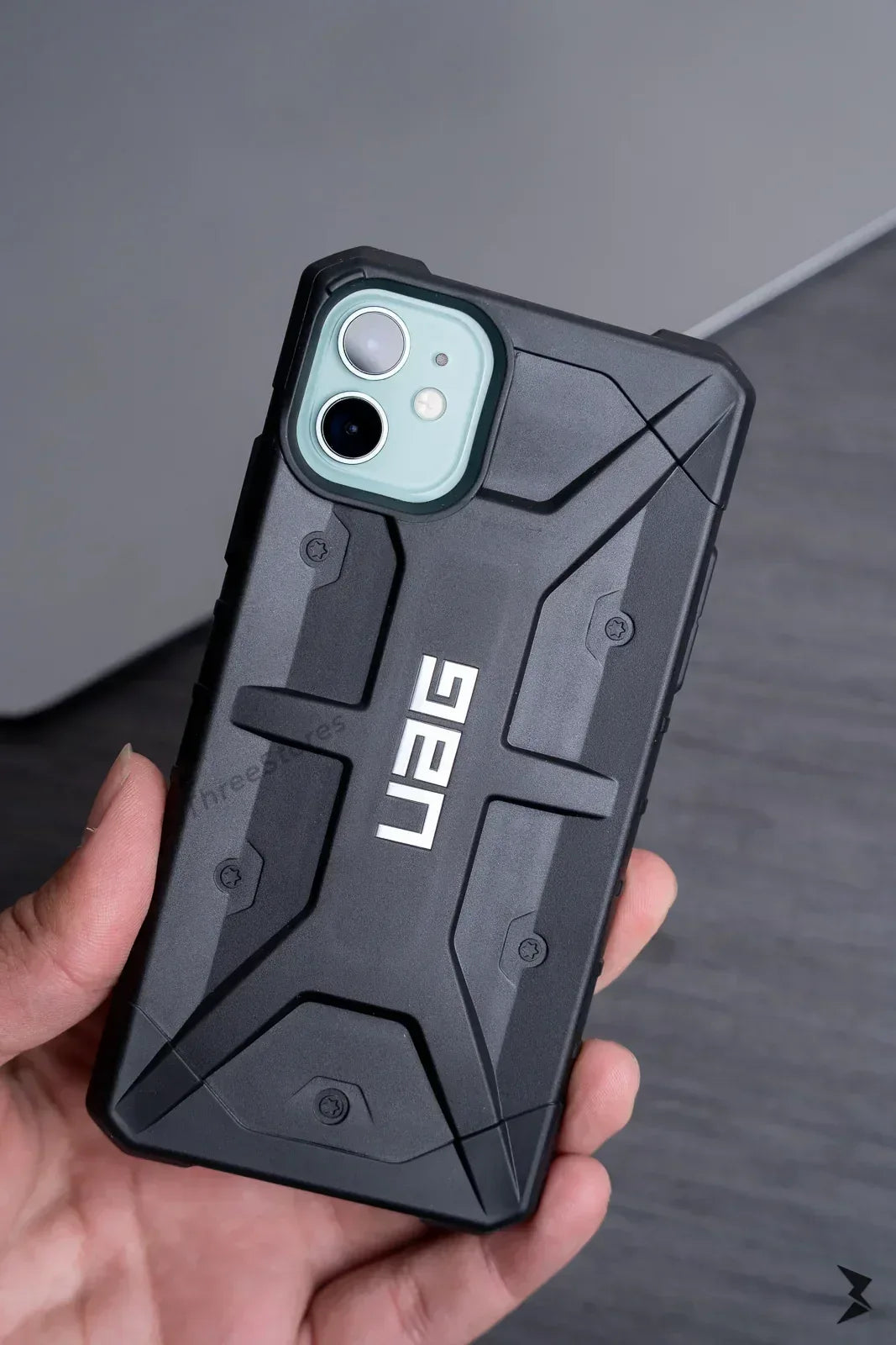 UAG Pathfinder Case iPhone 11 - Three