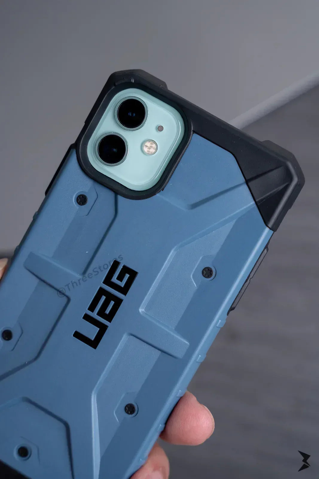 UAG Pathfinder Case iPhone 11 - Three