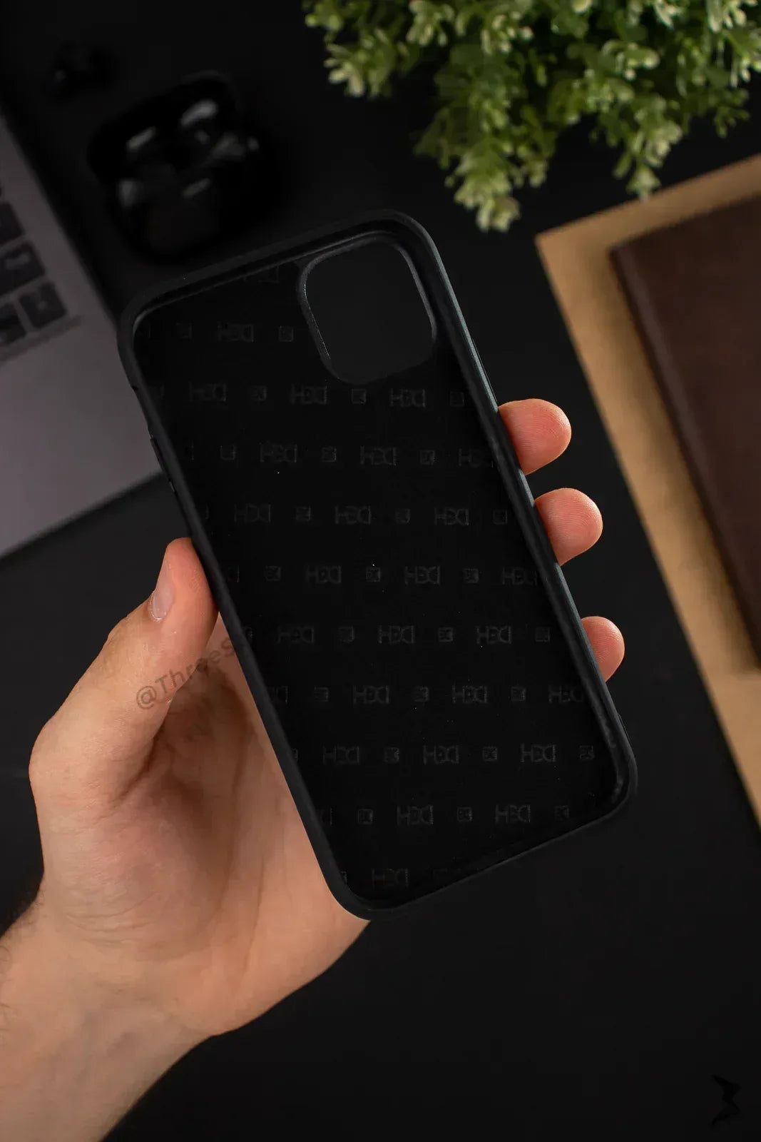 HDD Leather Case iPhone 13 Pro - Three