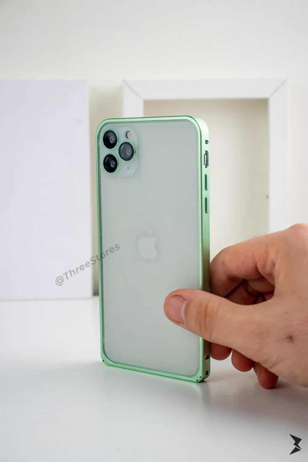 QY Metal Camera Protection Case iPhone 11 Pro Max - Three