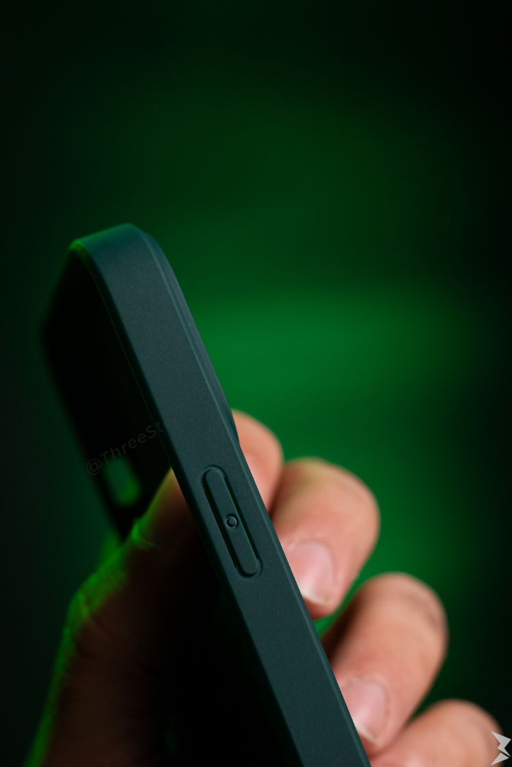 Santa Polo Magnetic Stand Case iPhone 13 Pro Max